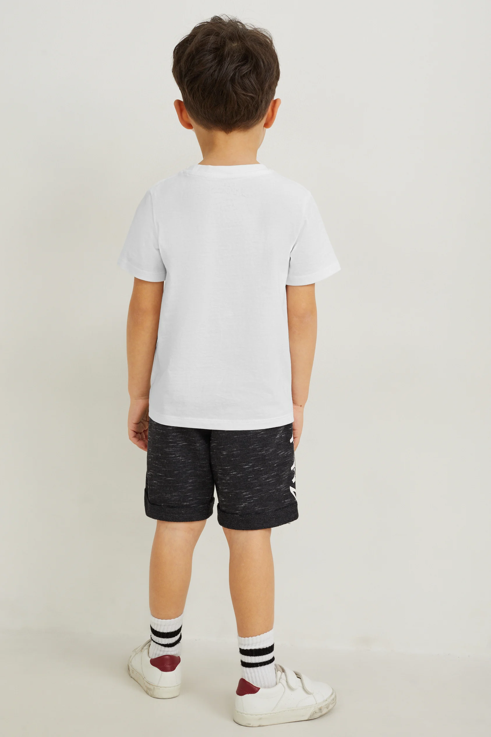 Spider-Man - set - short sleeve T-shirt and sweat shorts - 2 piece