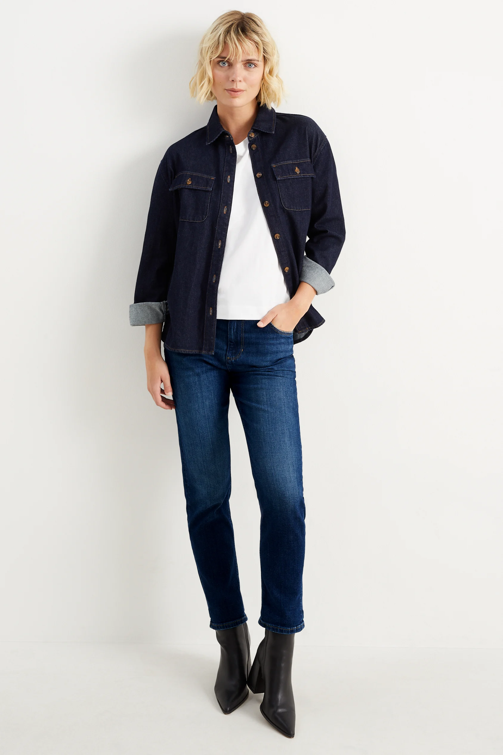 Boyfriend jeans - mid-rise waist - LYCRA?