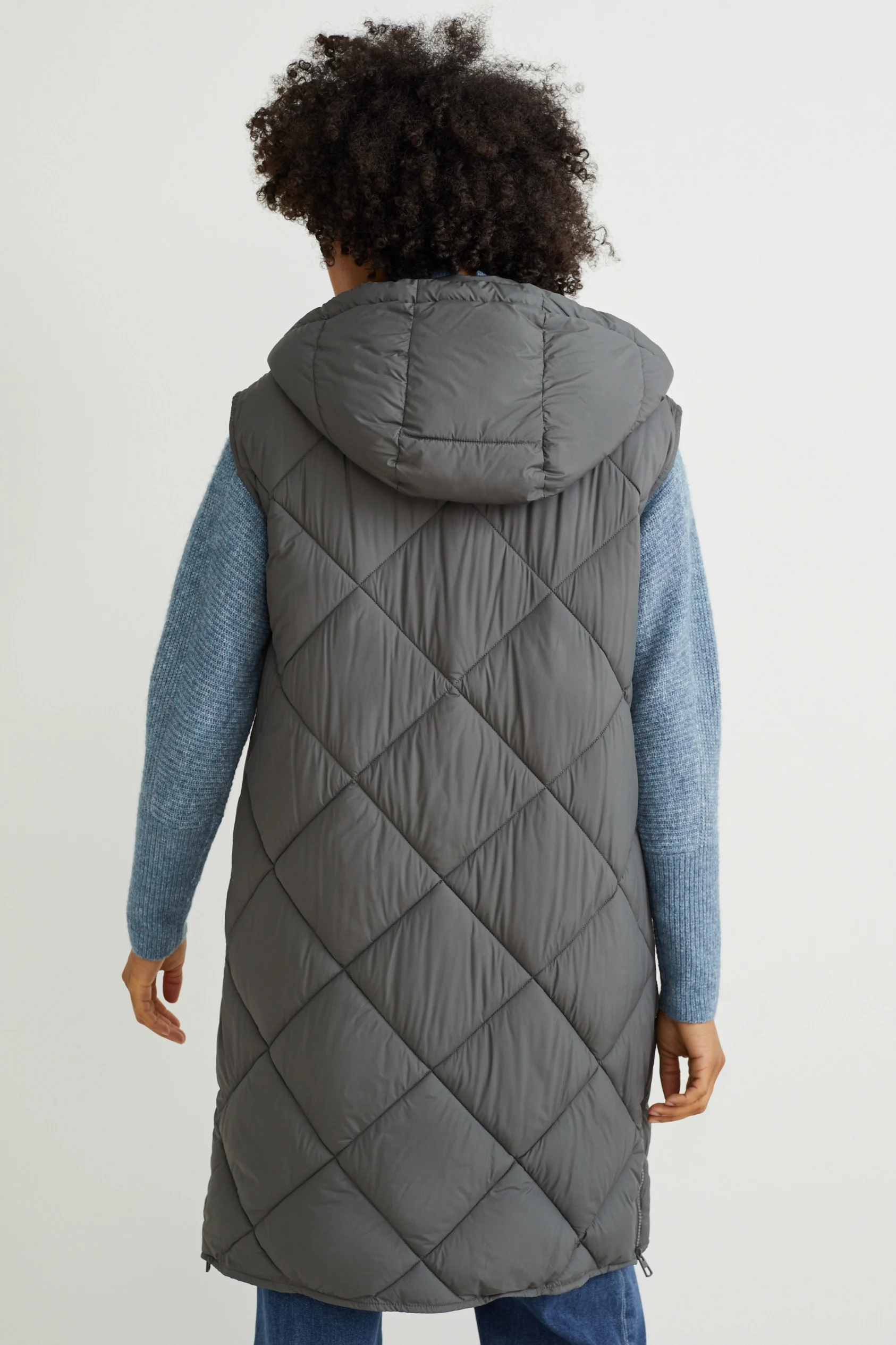 Long quilted gilet with hood