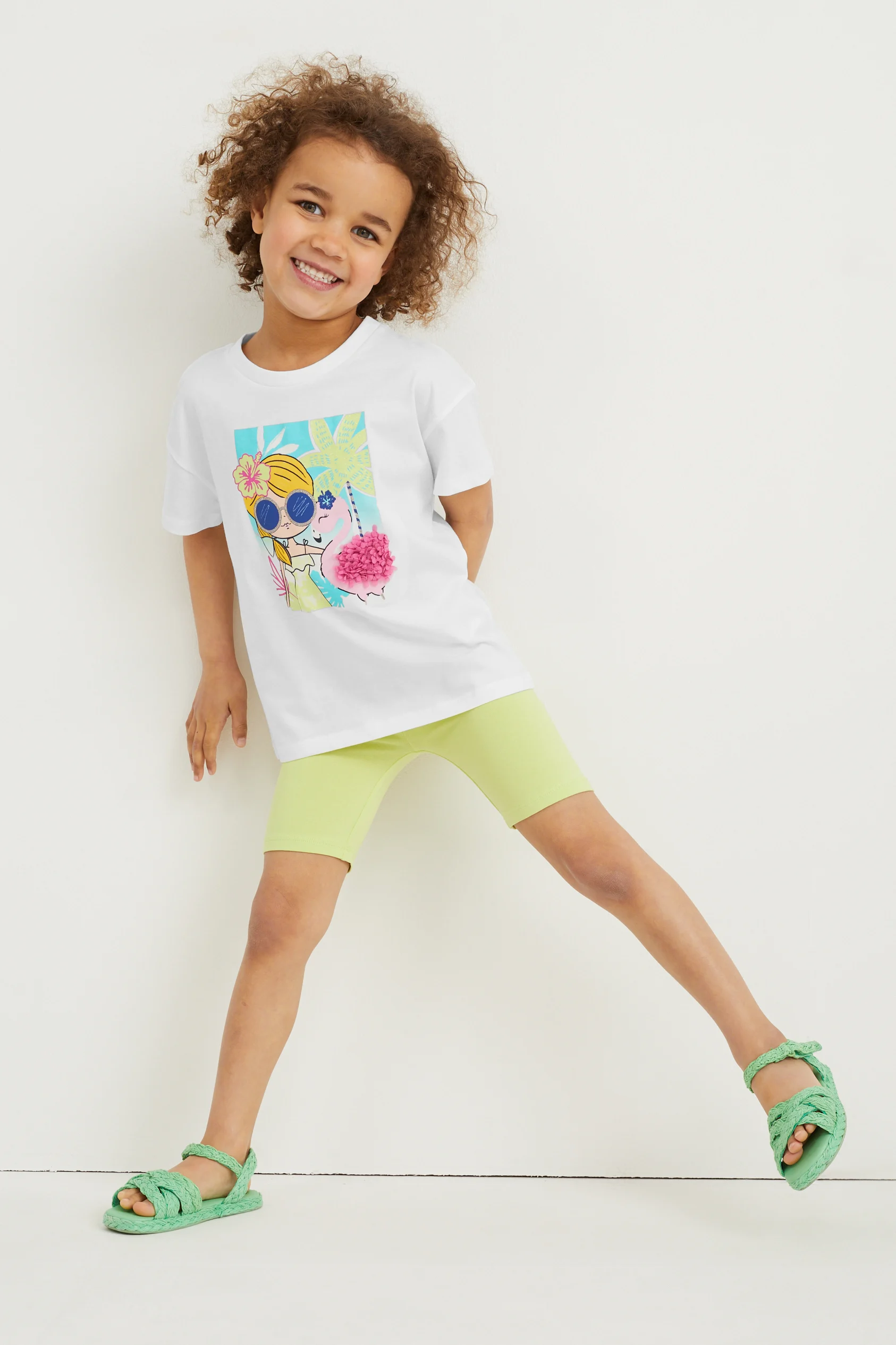 Set - short sleeve T-shirt and cycling shorts - 2 piece