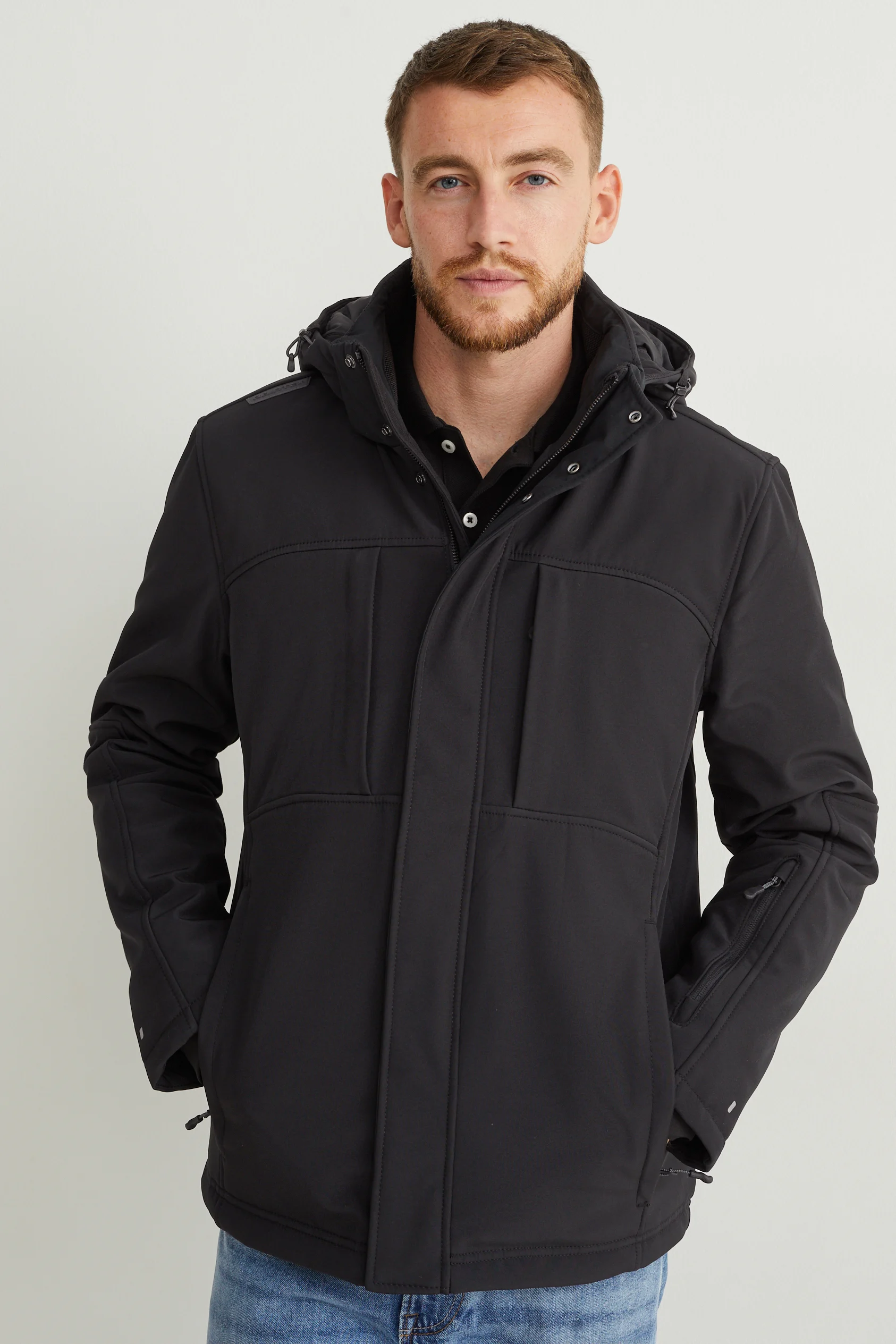 Softshell jacket with hood