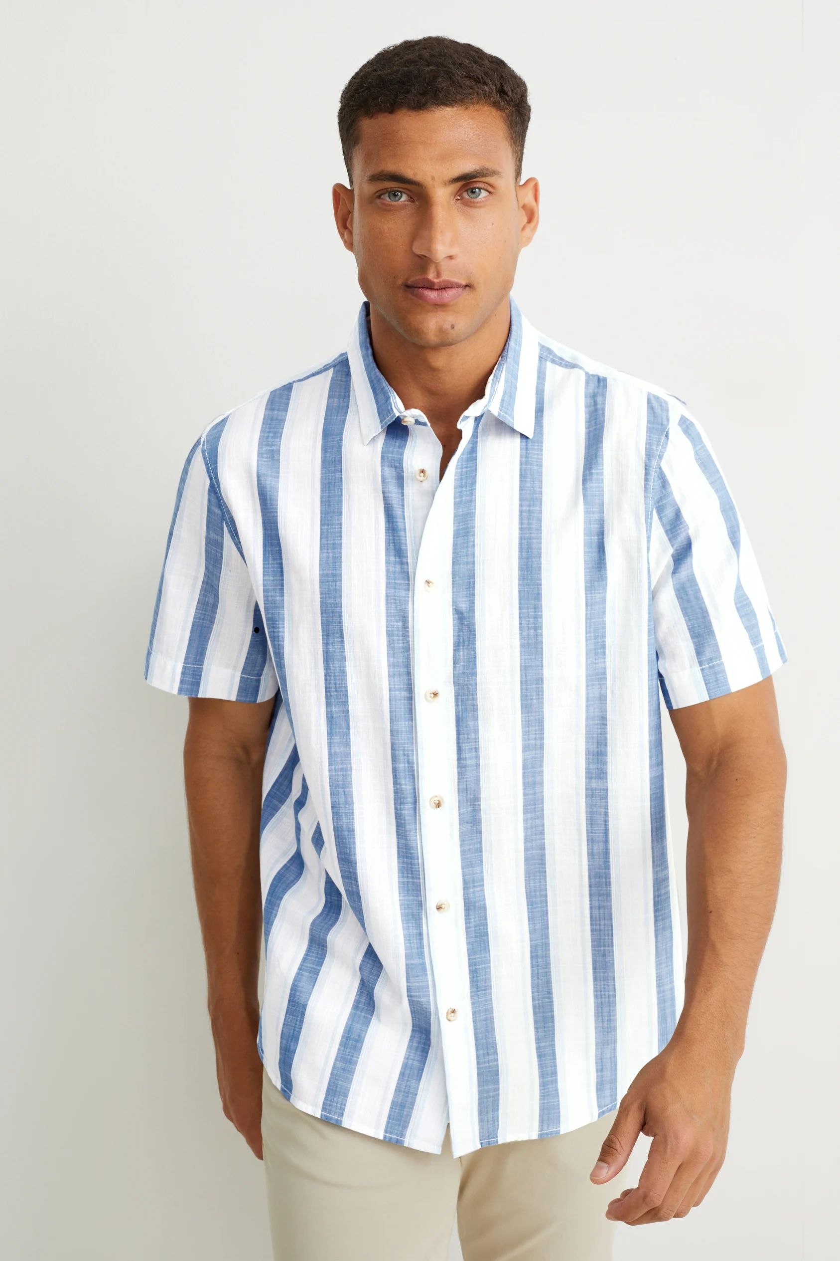 Shirt - regular fit - kent collar - striped