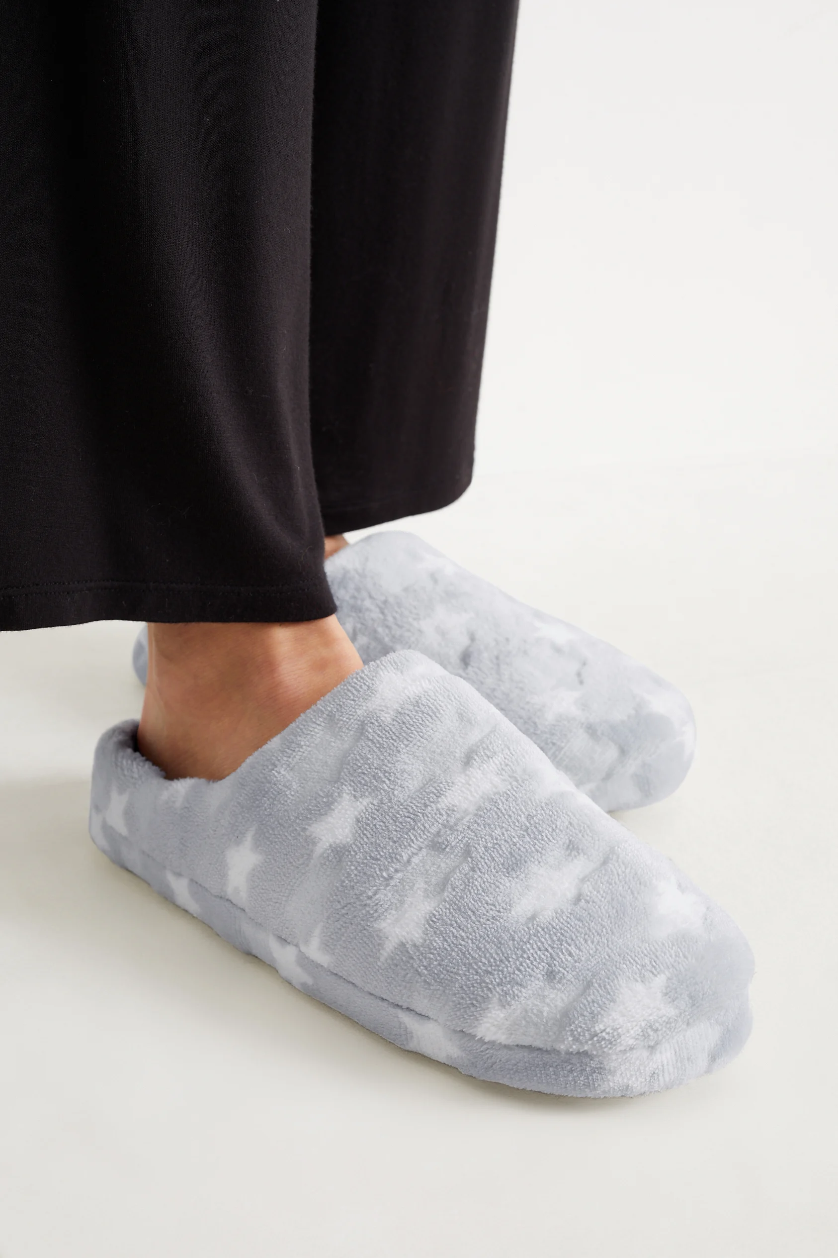 Slippers - patterned