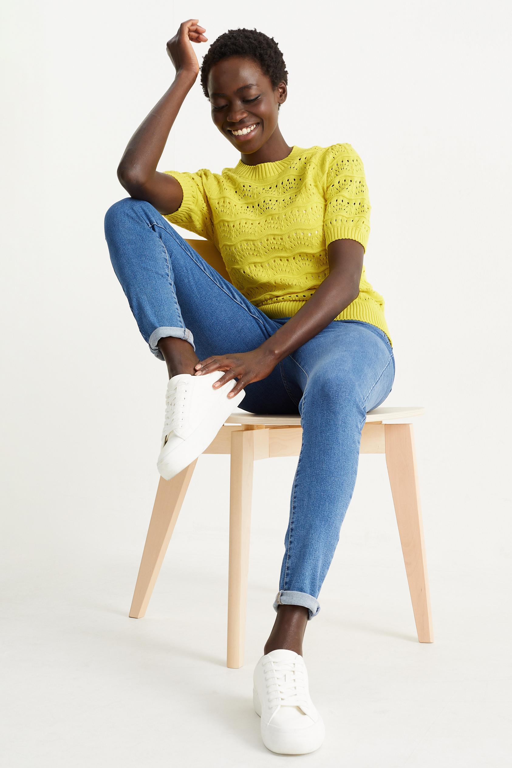 Knitted jumper - short sleeve