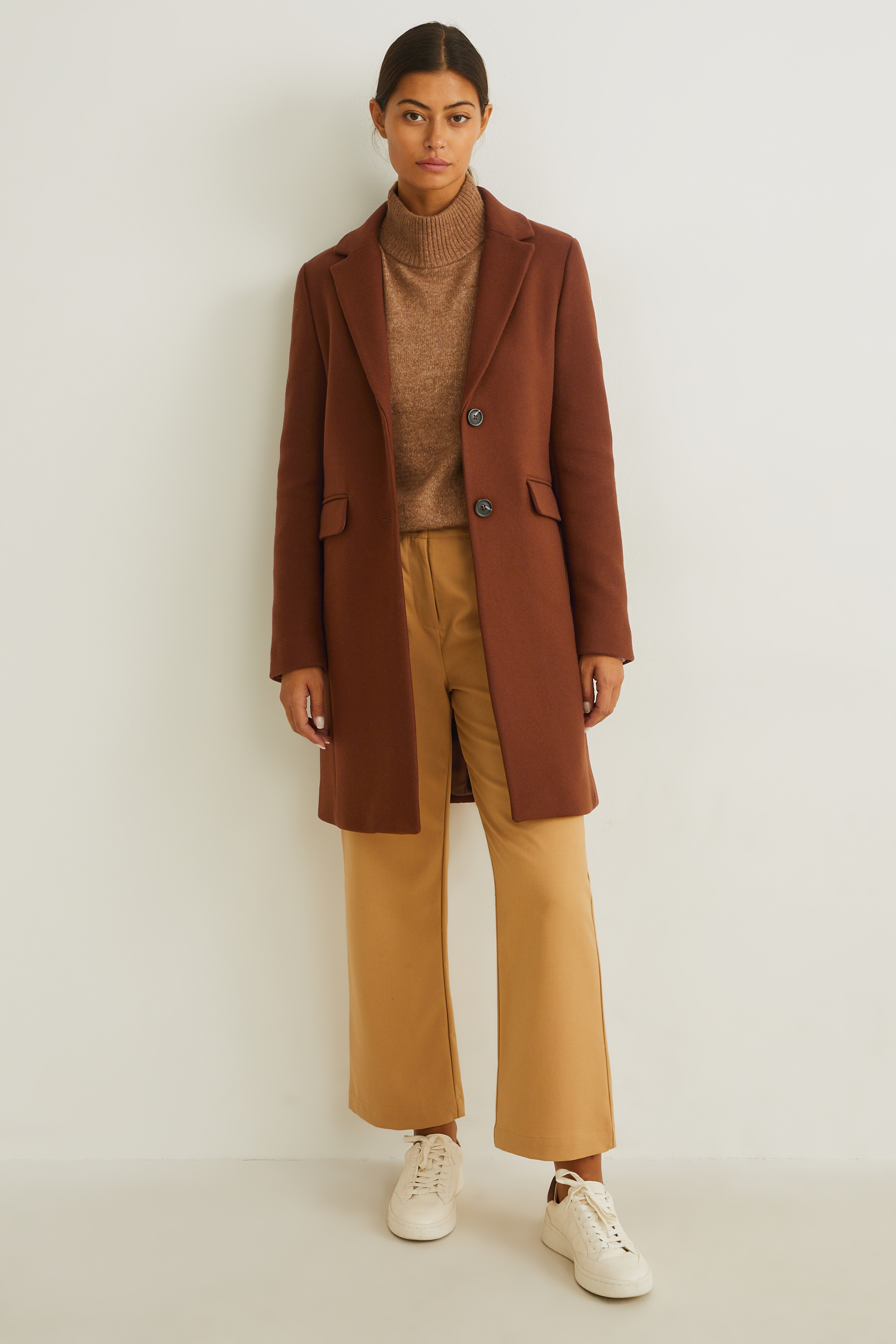 Coat with shoulder pads - wool blend