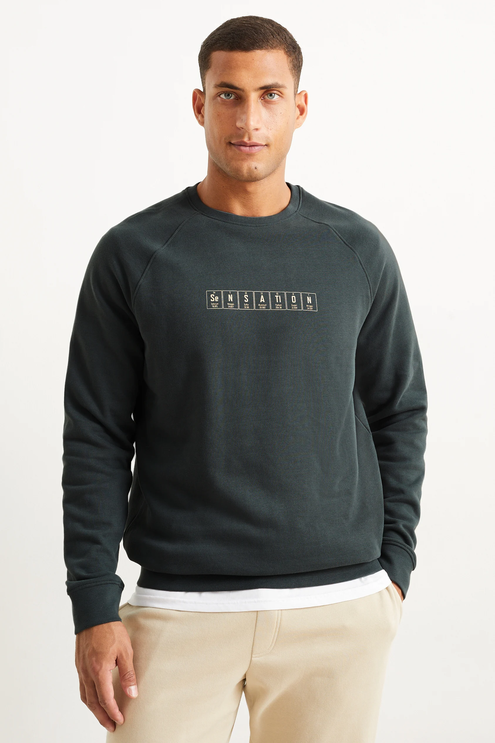 Sweatshirt