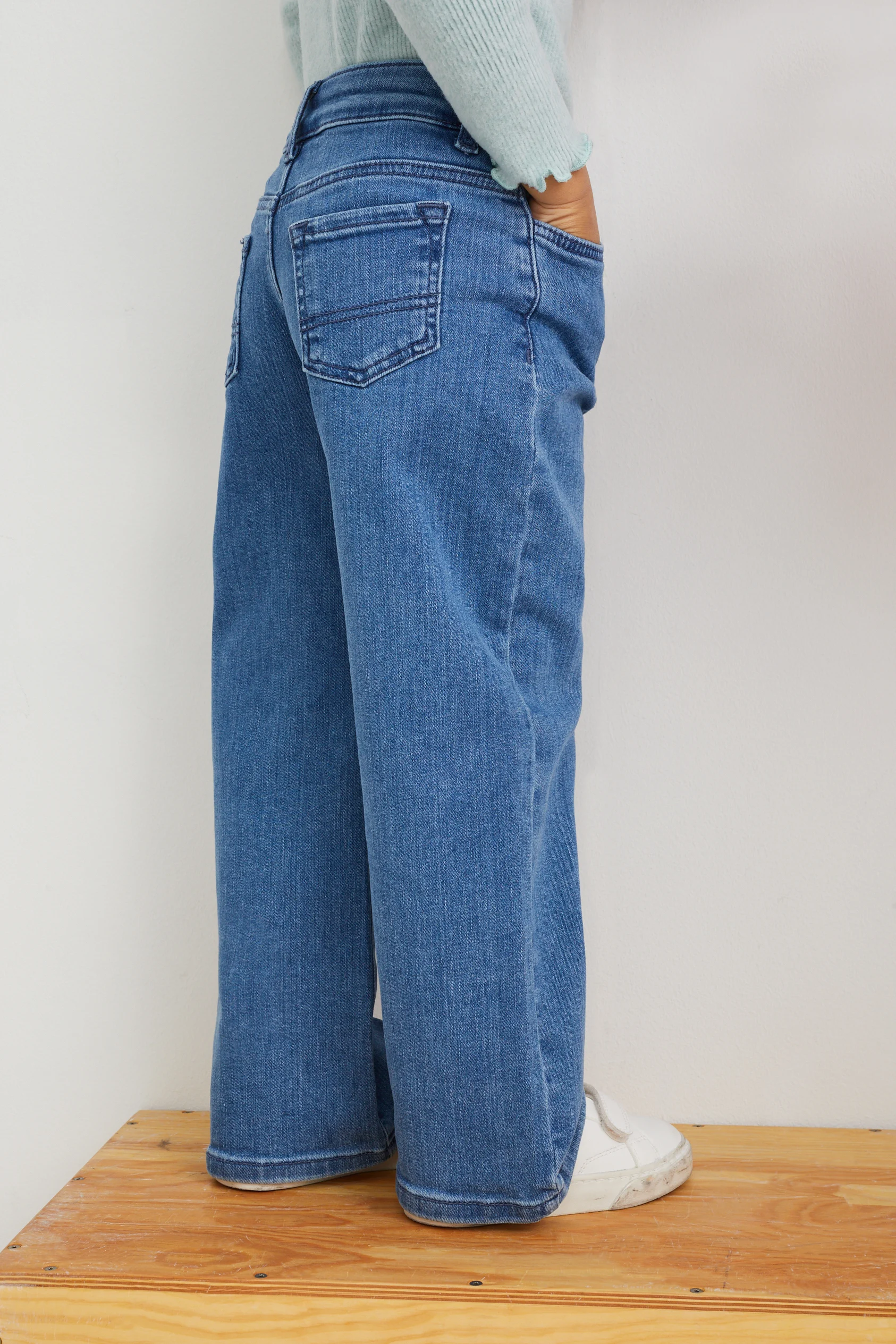 Wide leg jeans