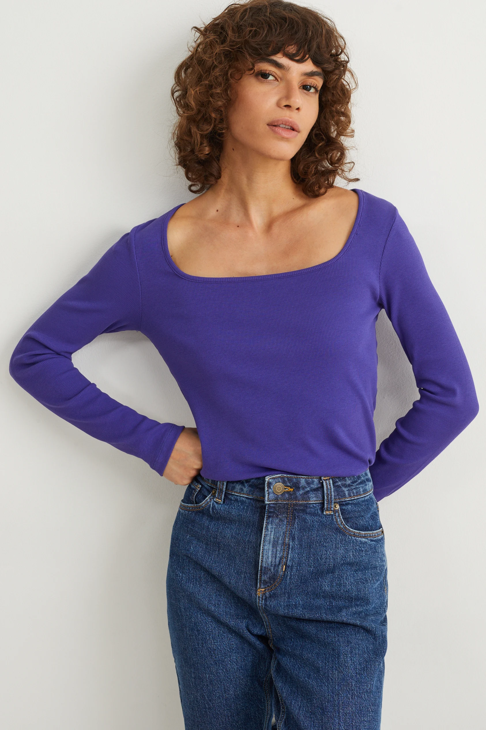 Basic long sleeve top