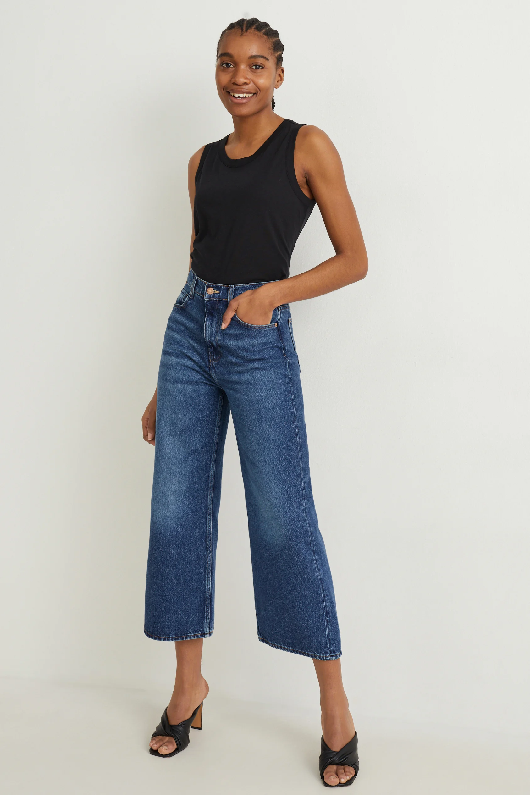 Loose fit jeans - high waist