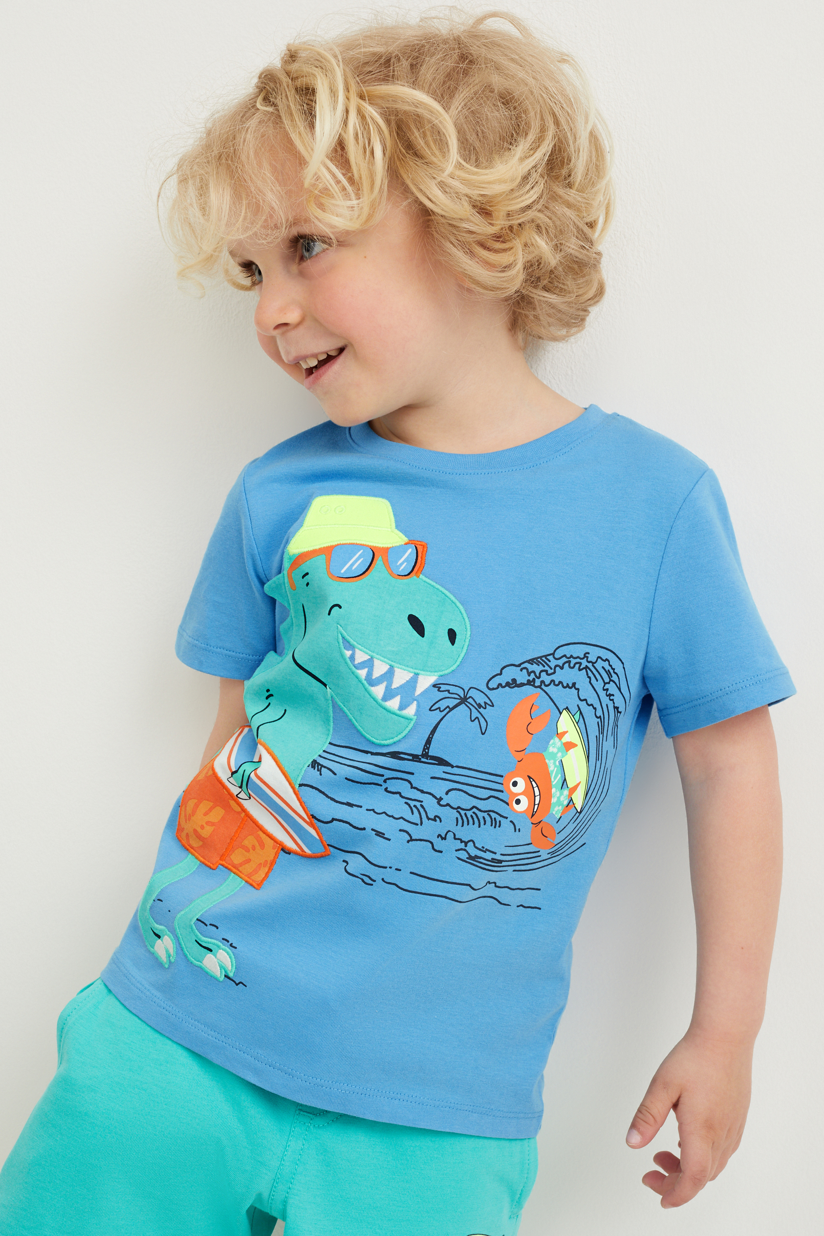 Dinosaur - short sleeve T-shirt