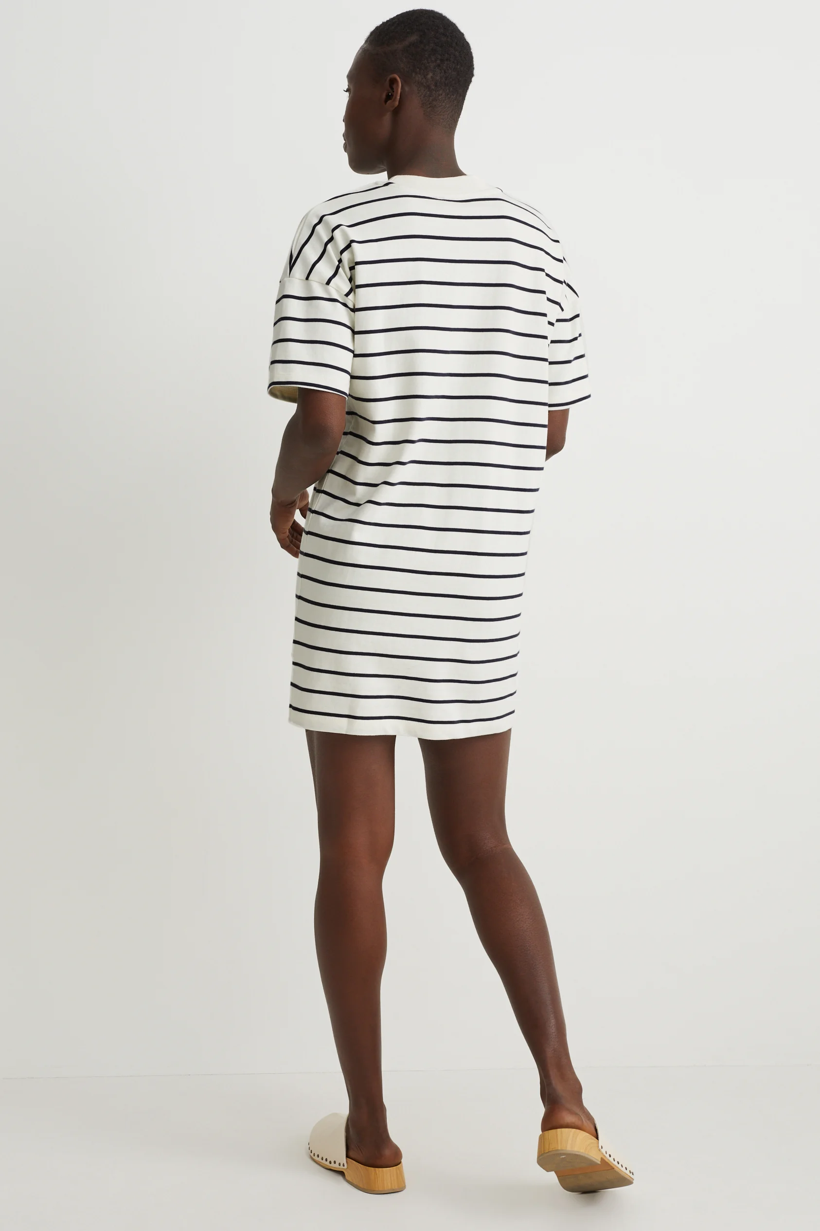 T-shirt dress - striped