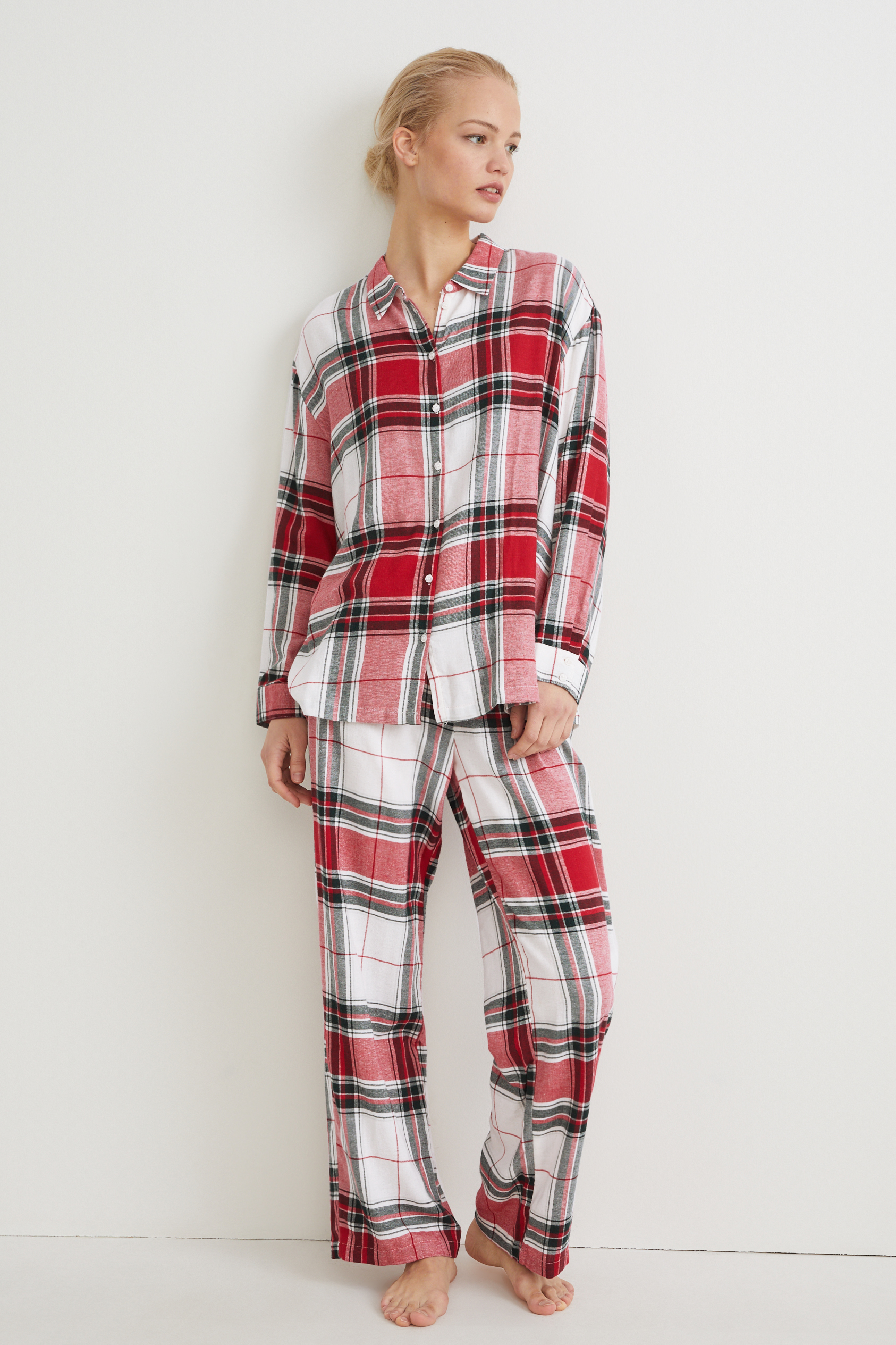 Flannel pyjamas - check