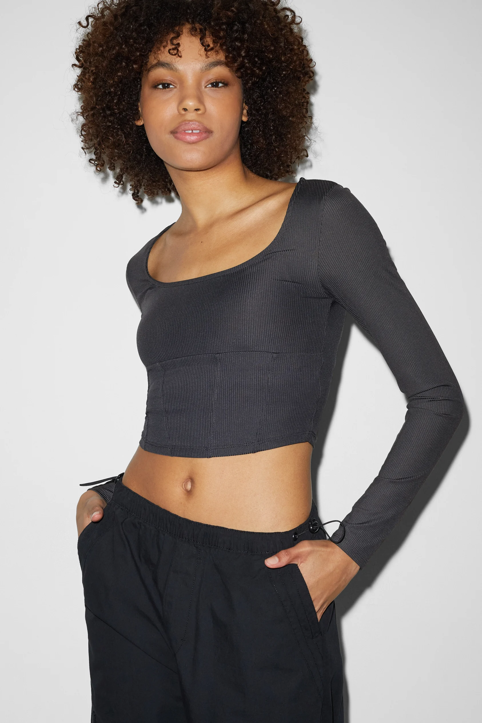 CLOCKHOUSE - cropped long sleeve top