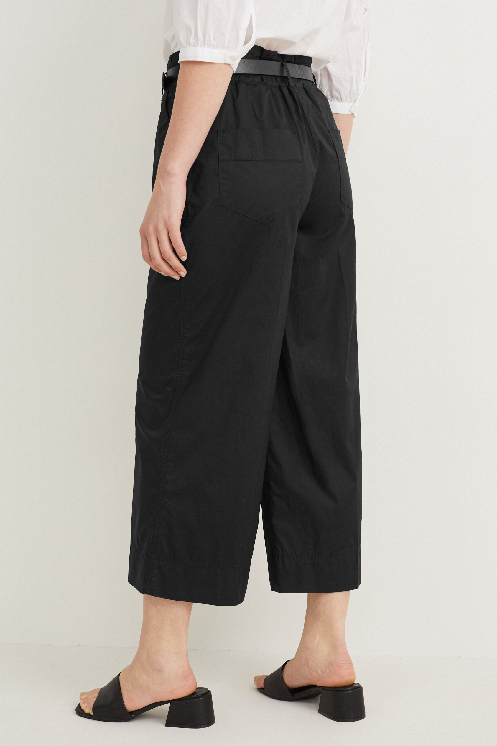 Cloth trousers - high waist - wide leg