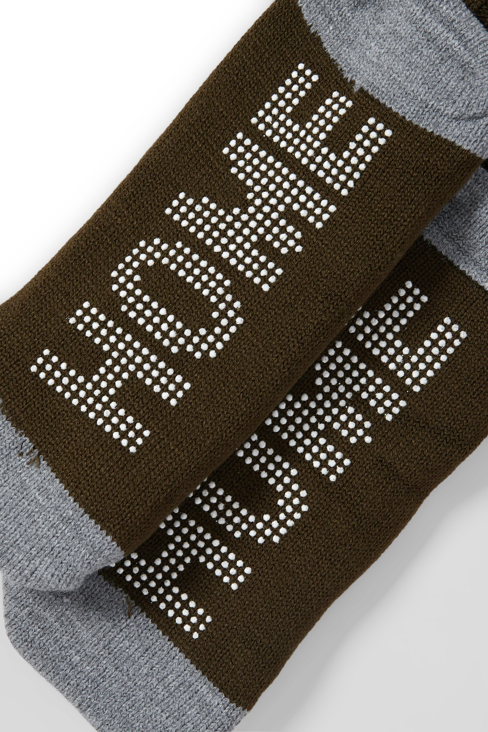 Non-slip socks - cable knit pattern