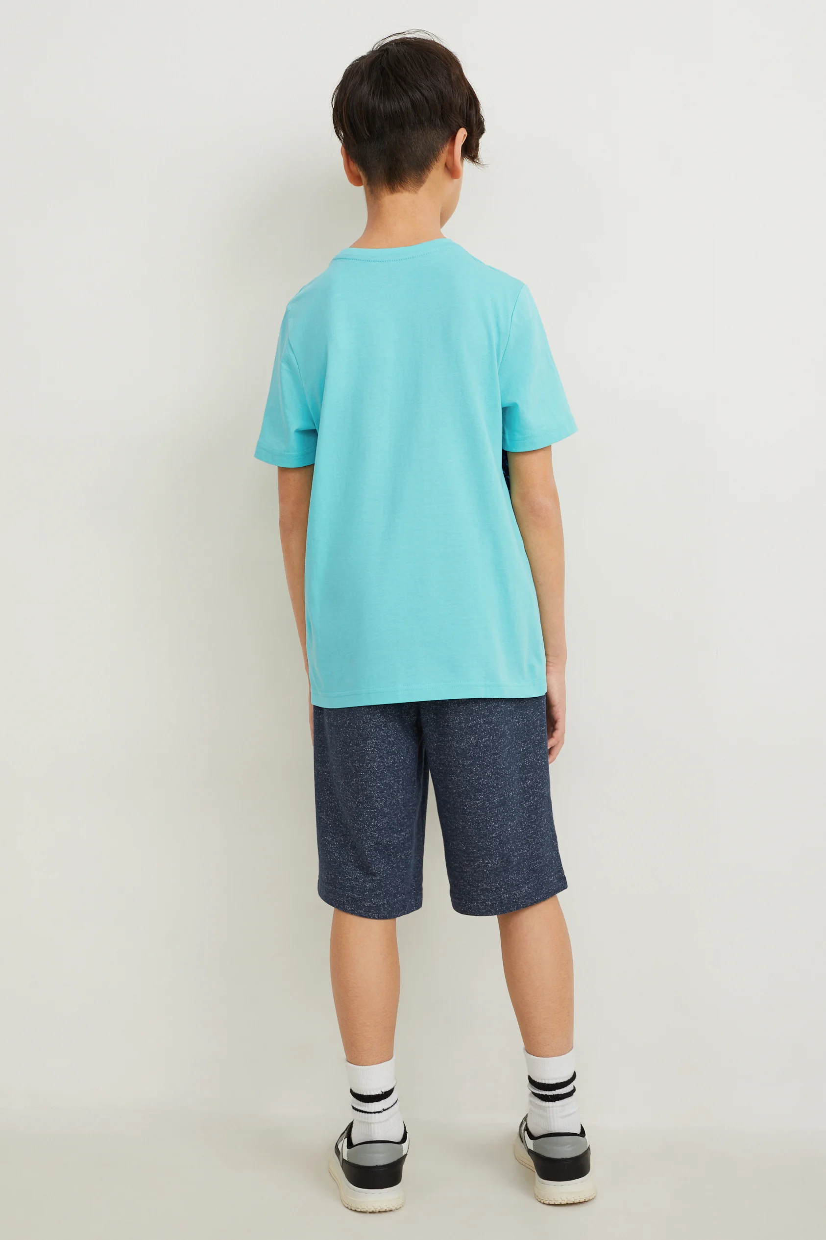 Set - short sleeve T-shirt and sweat shorts - 2 piece