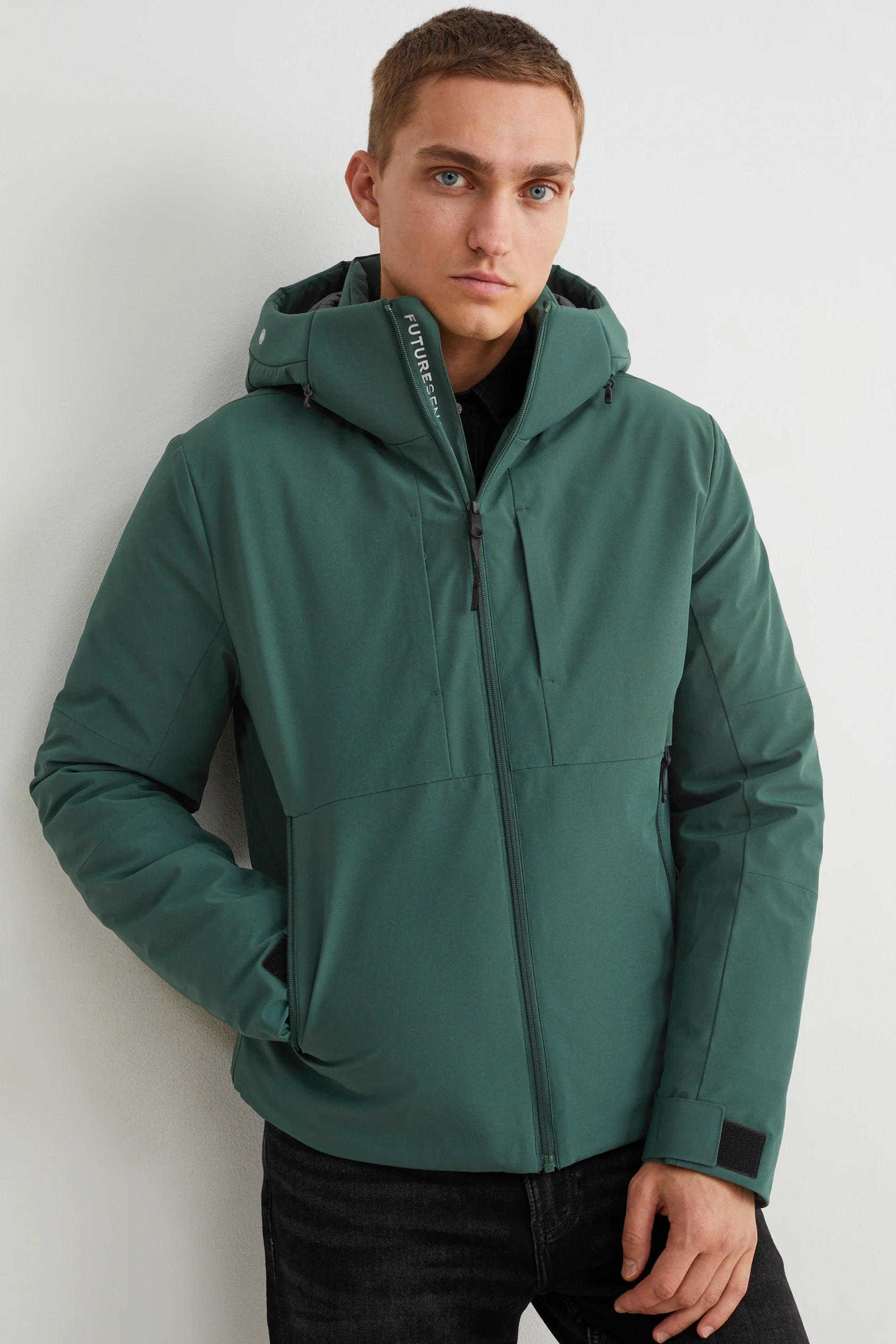 Outdoor jacket with hood - 4 Way Stretch
