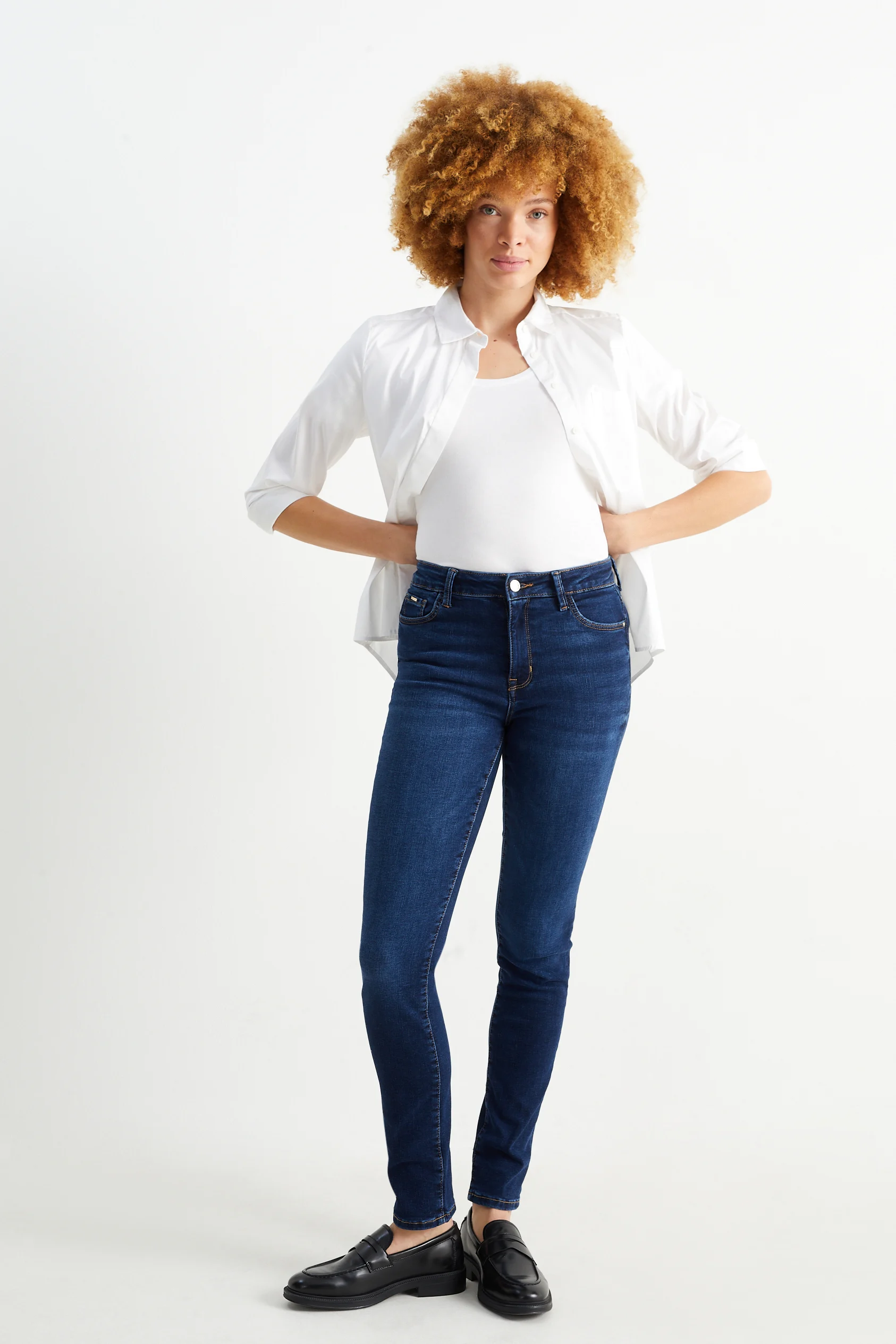 Slim jeans - mid-rise waist - shaping jeans - LYCRA?