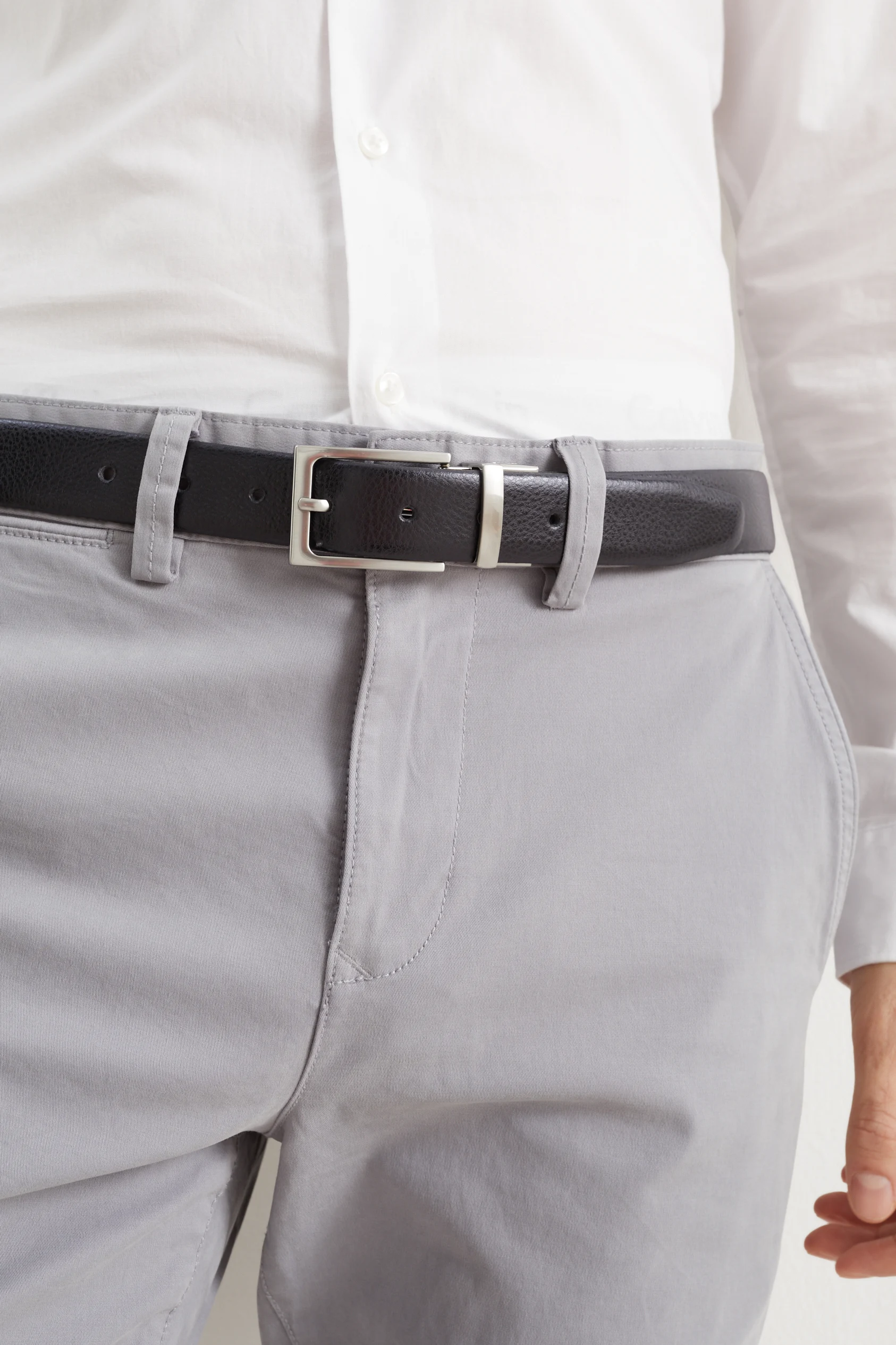 Reversible leather belt