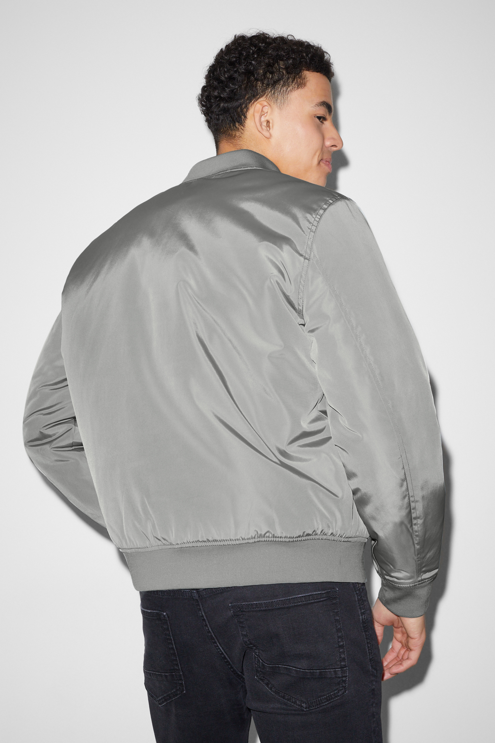 Bomber jacket