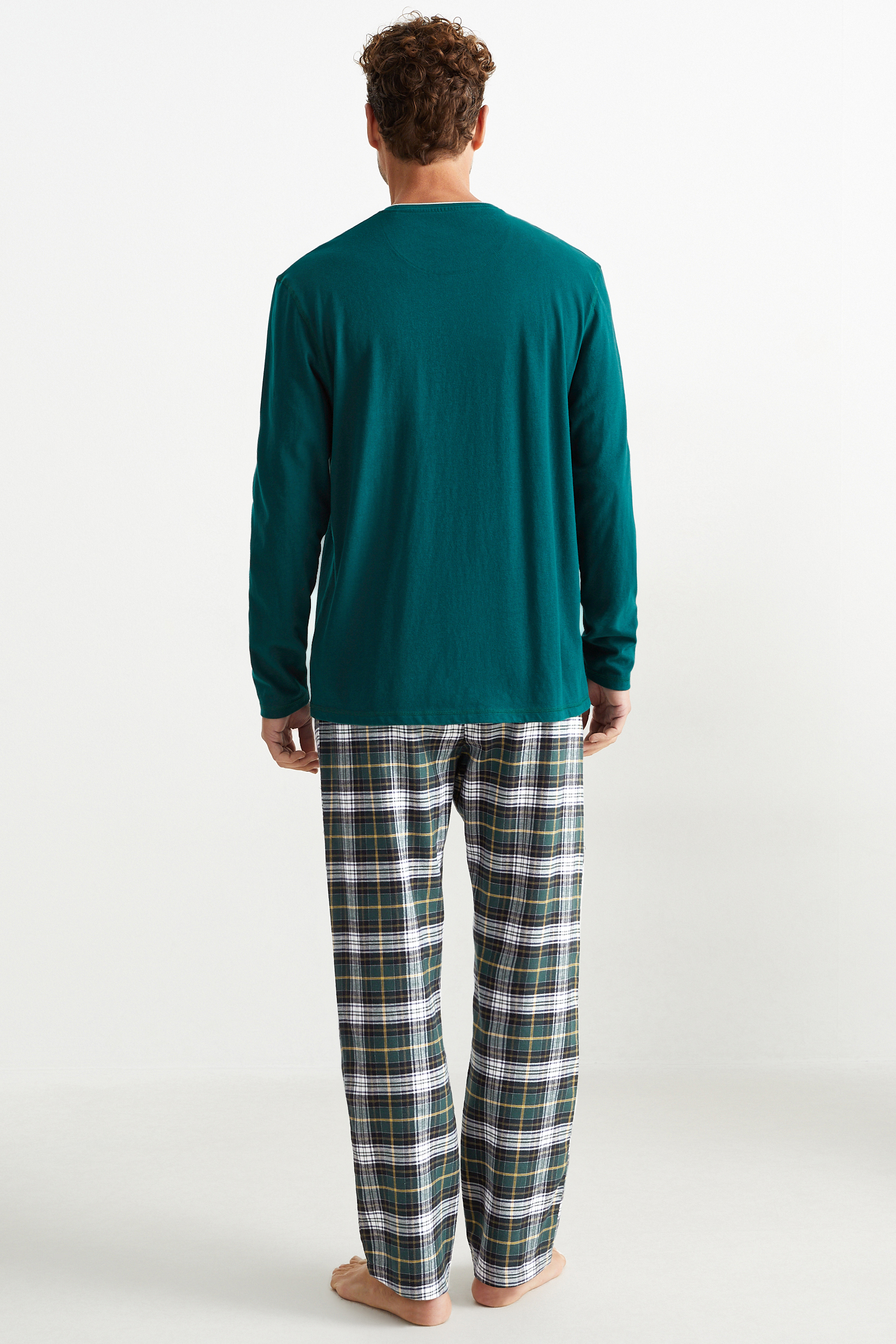 Christmas pyjamas with flannel bottoms