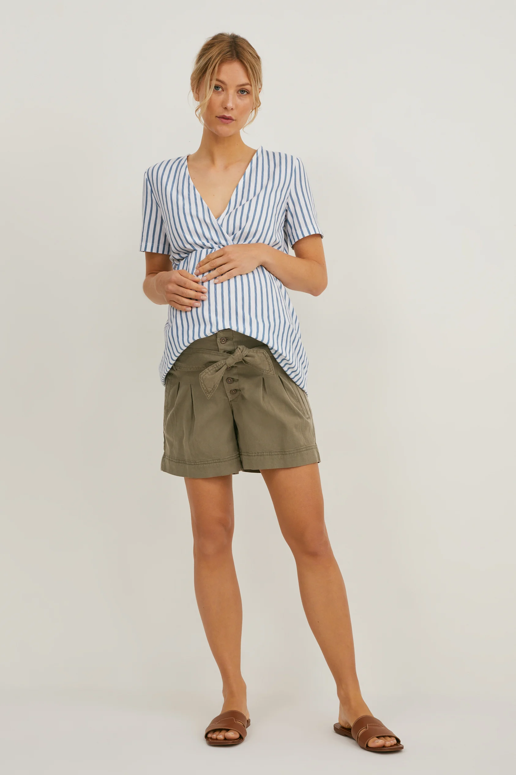 Maternity shorts