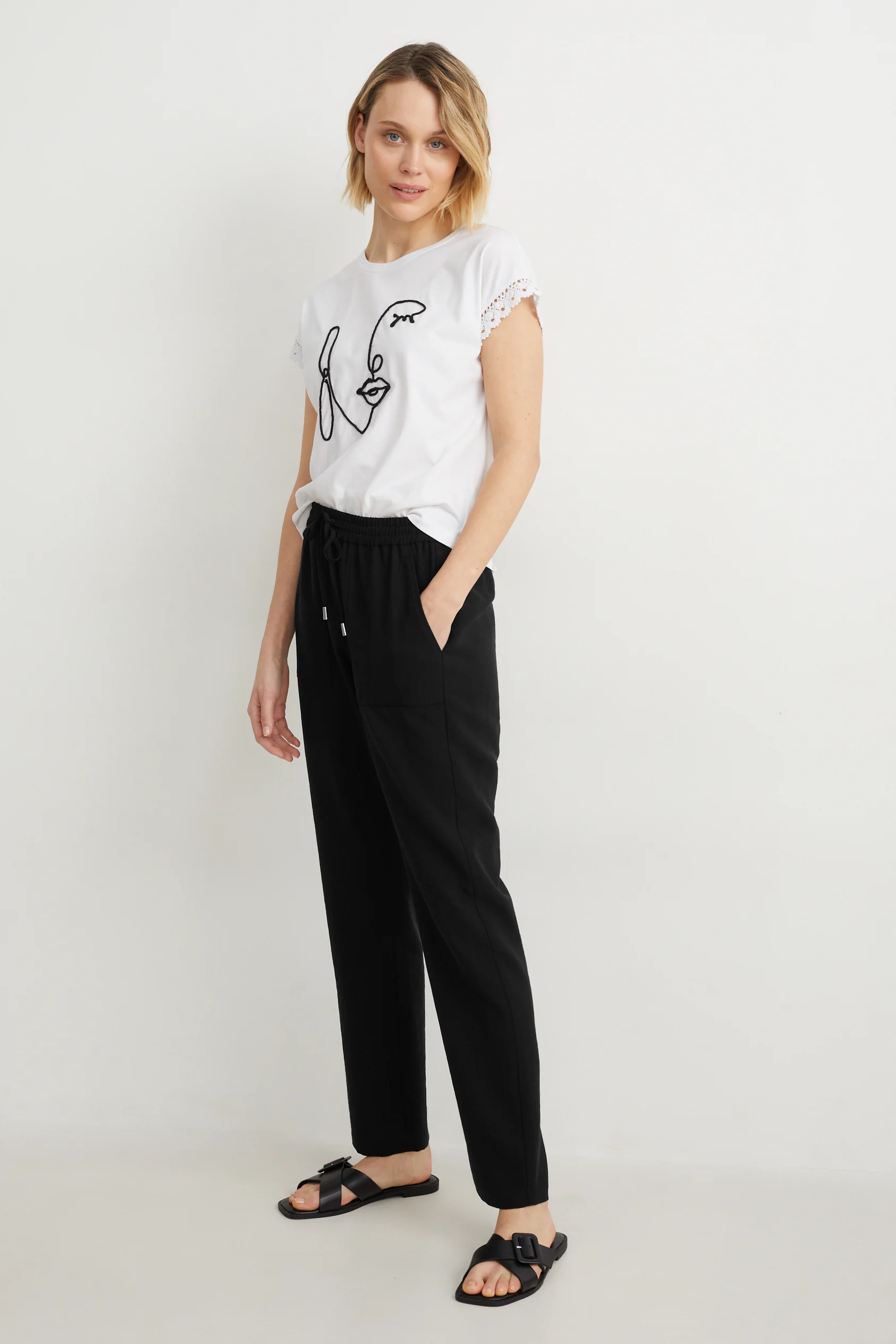 Cloth trousers - high waist - relaxed fit
