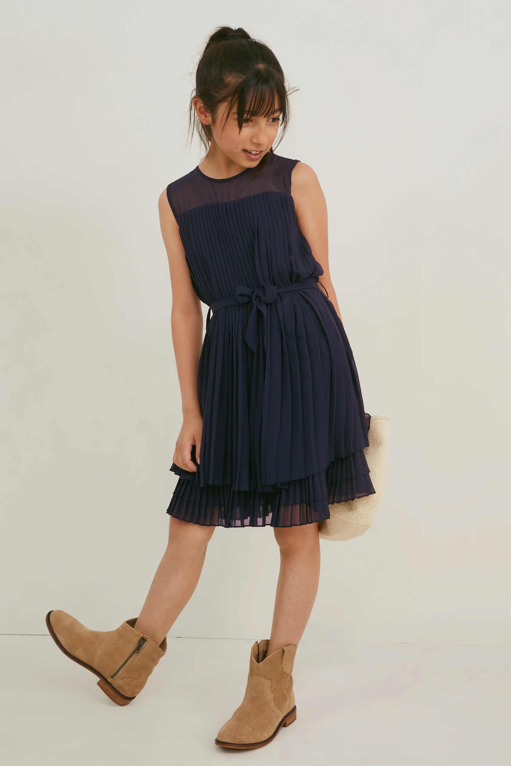 Chiffon dress - pleated