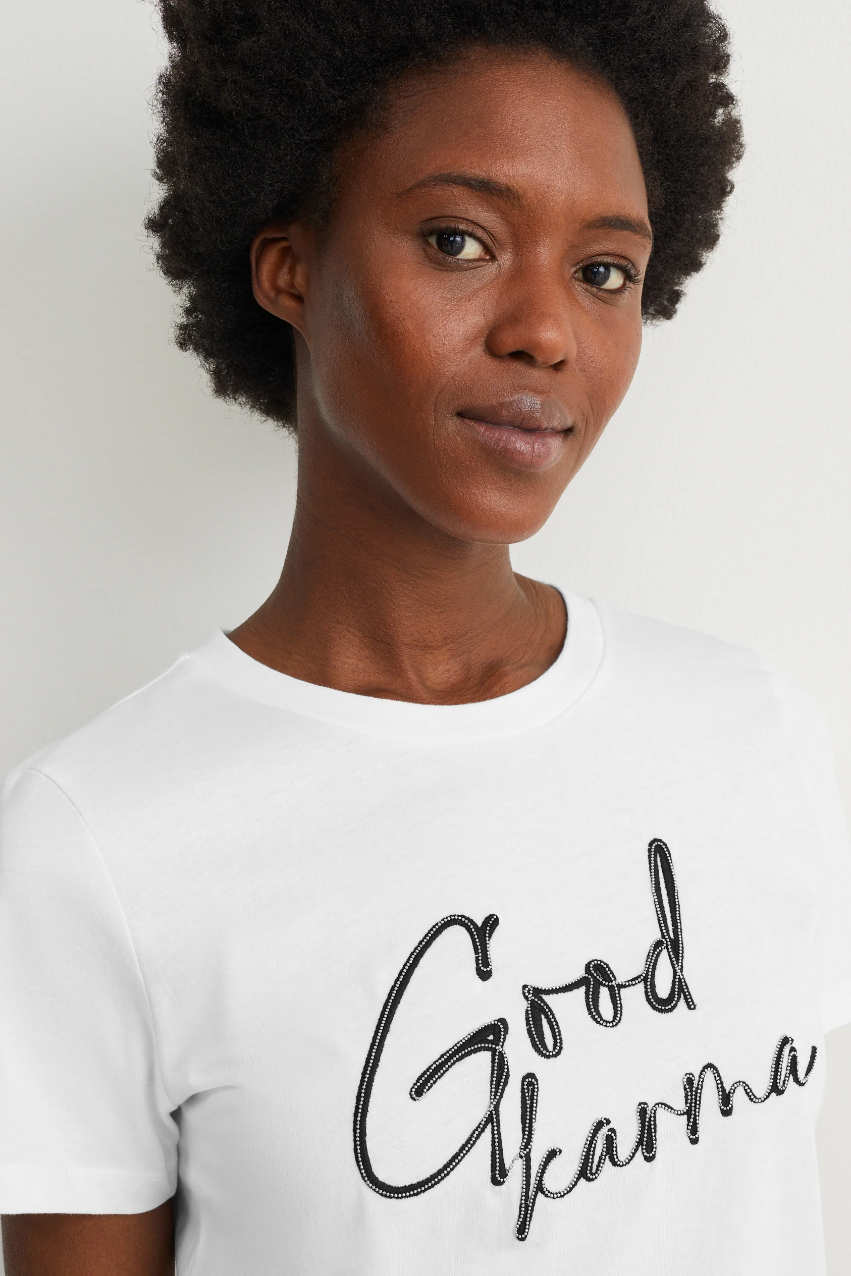 T-shirt with chain appliqué