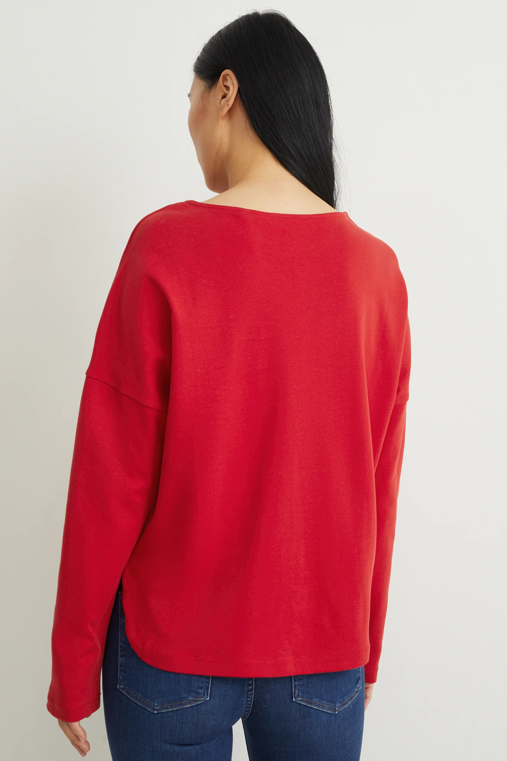 Basic long sleeve top