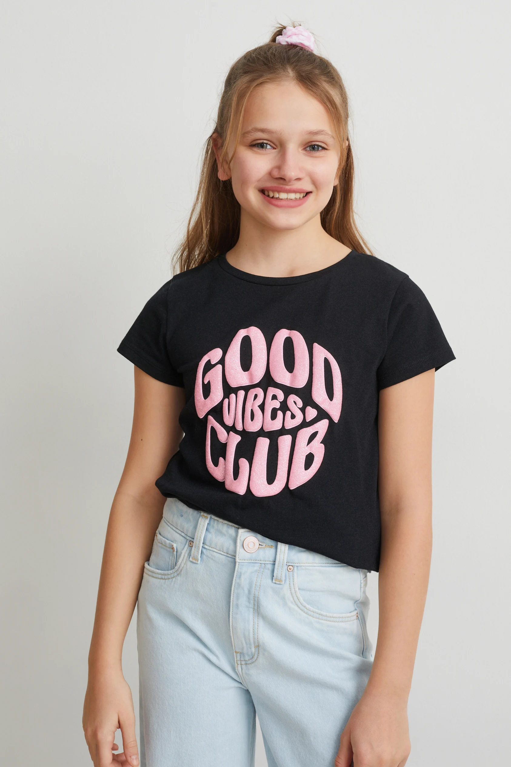 Set - short sleeve T-shirt and scrunchie