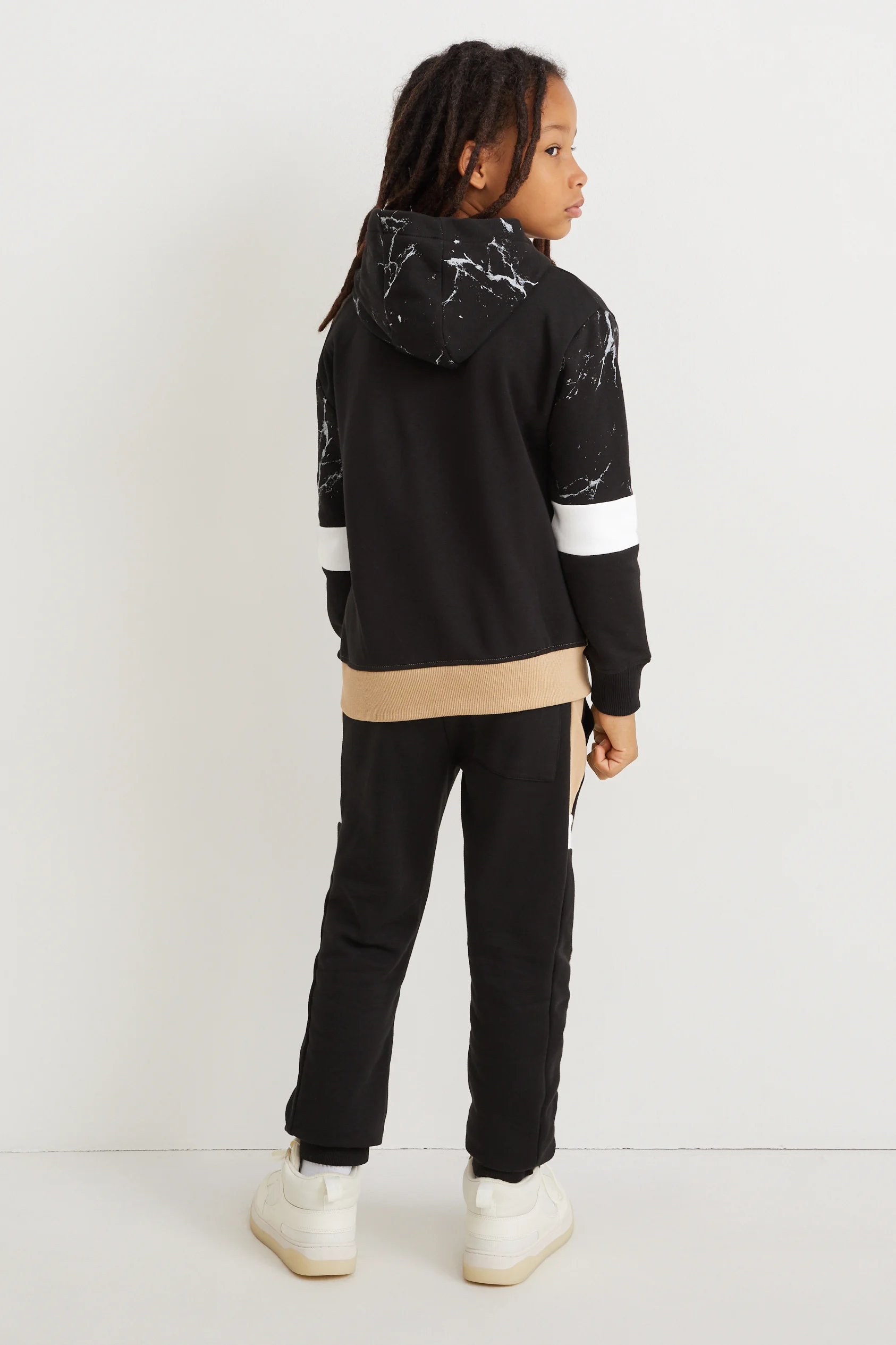 Set - hoodie and joggers - 2 piece