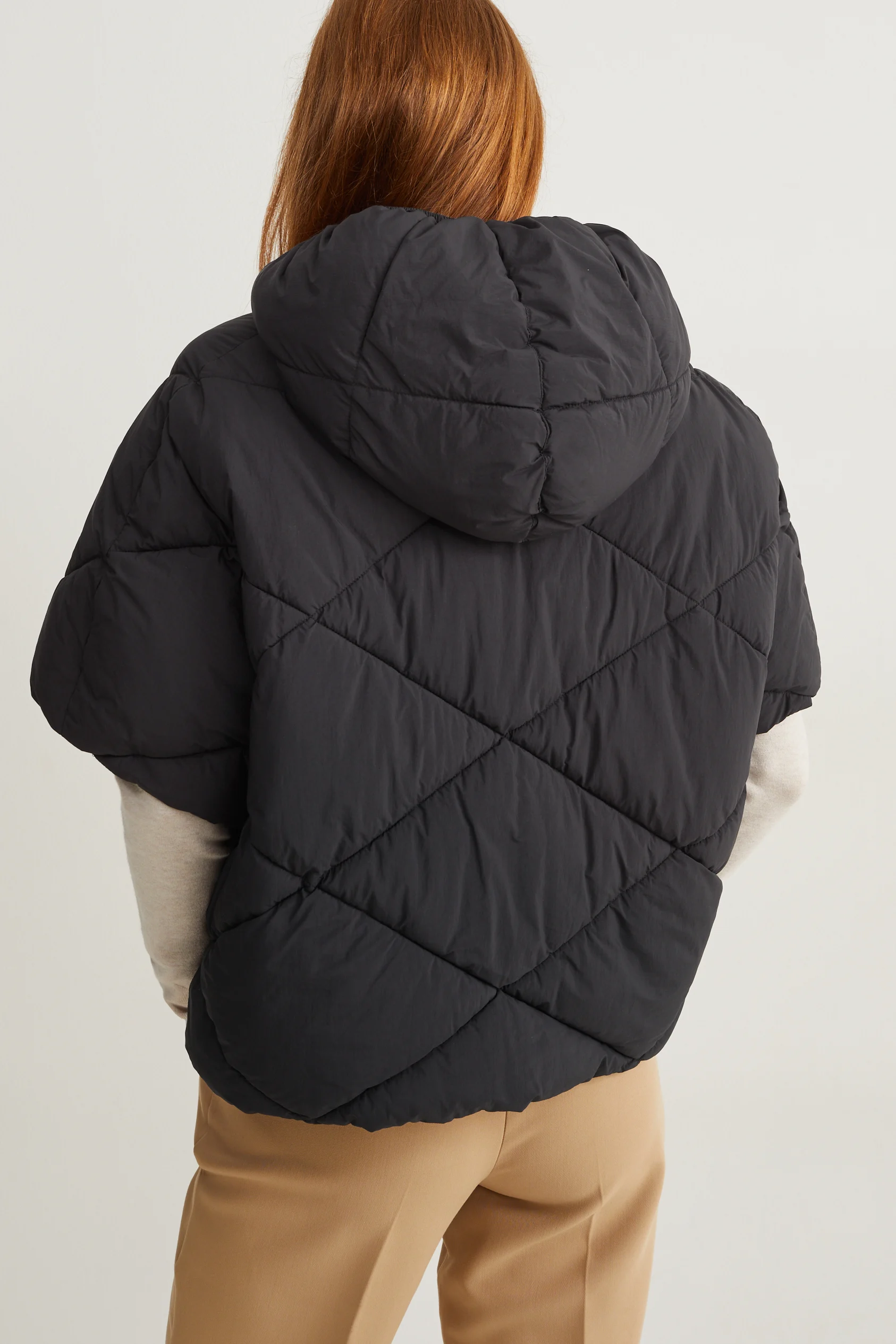 Quilted gilet with hood