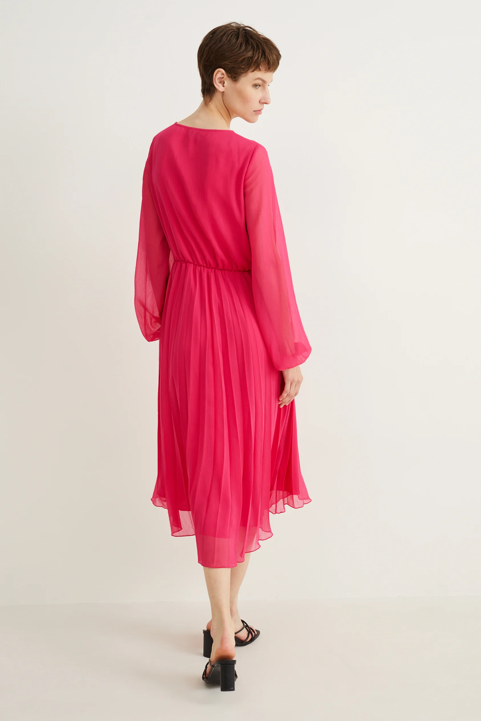 Chiffon dress - pleated