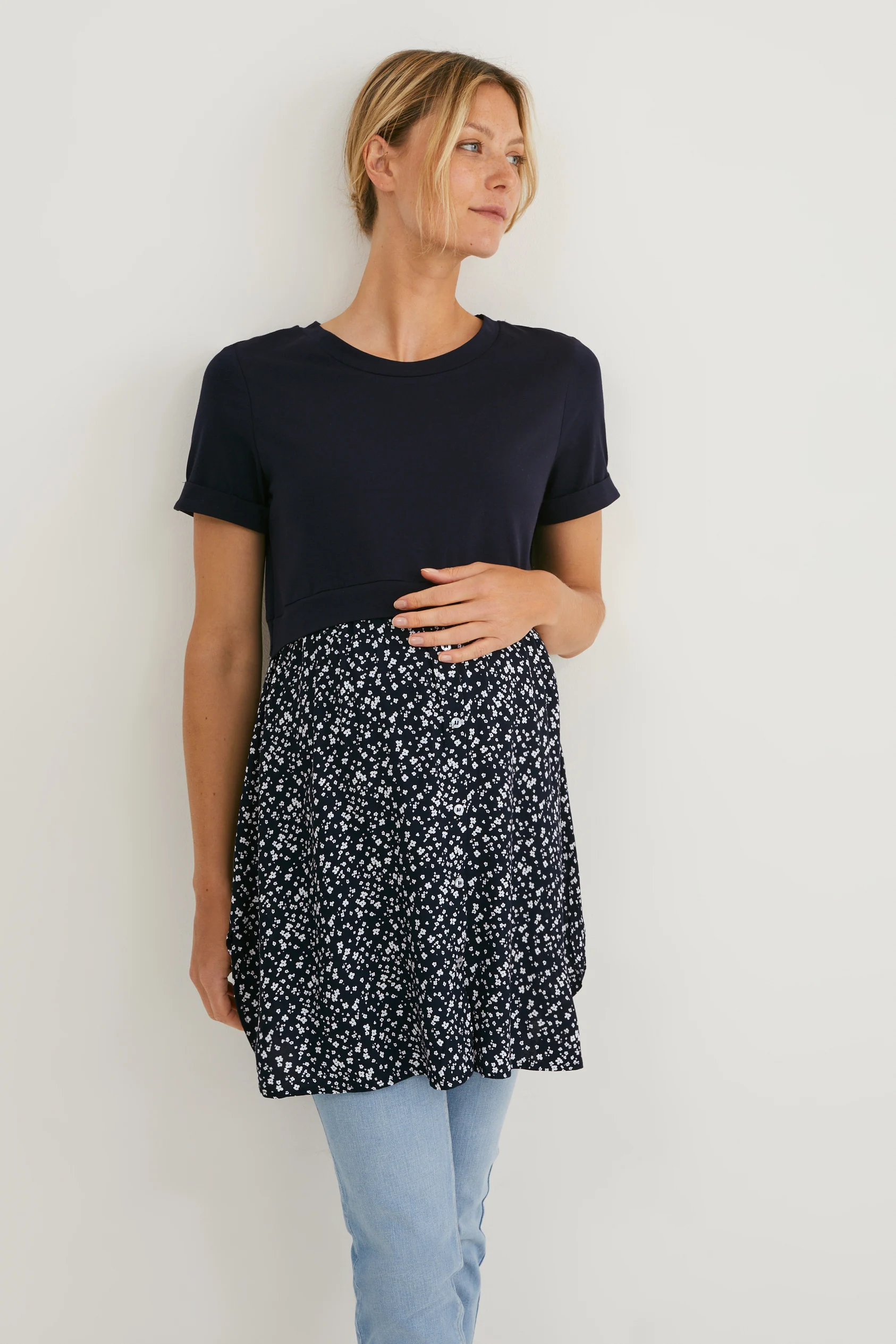 Maternity T-shirt - 2-in-1 look