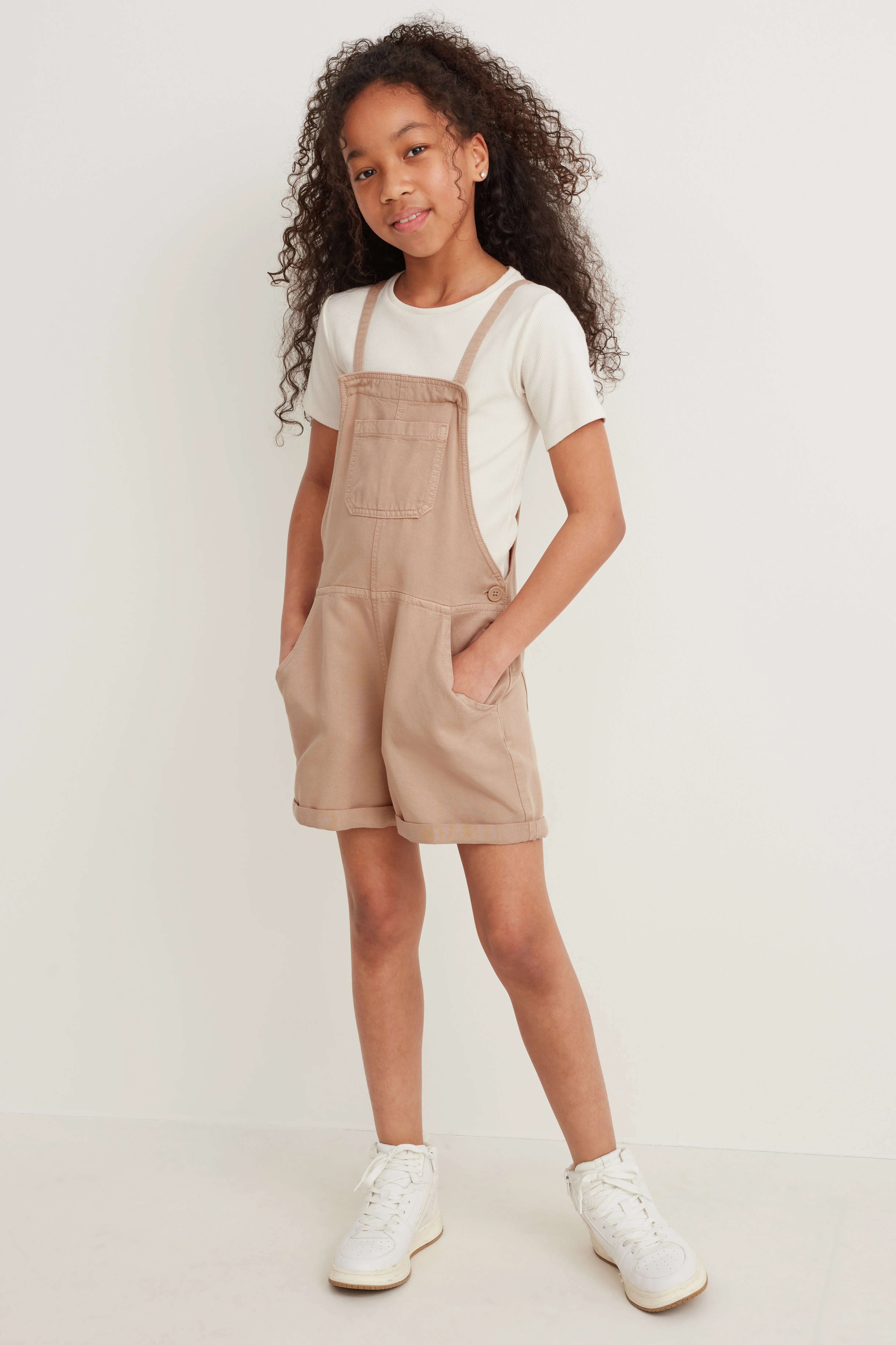 Set - short sleeve T-shirt and dungaree shorts - 2 piece
