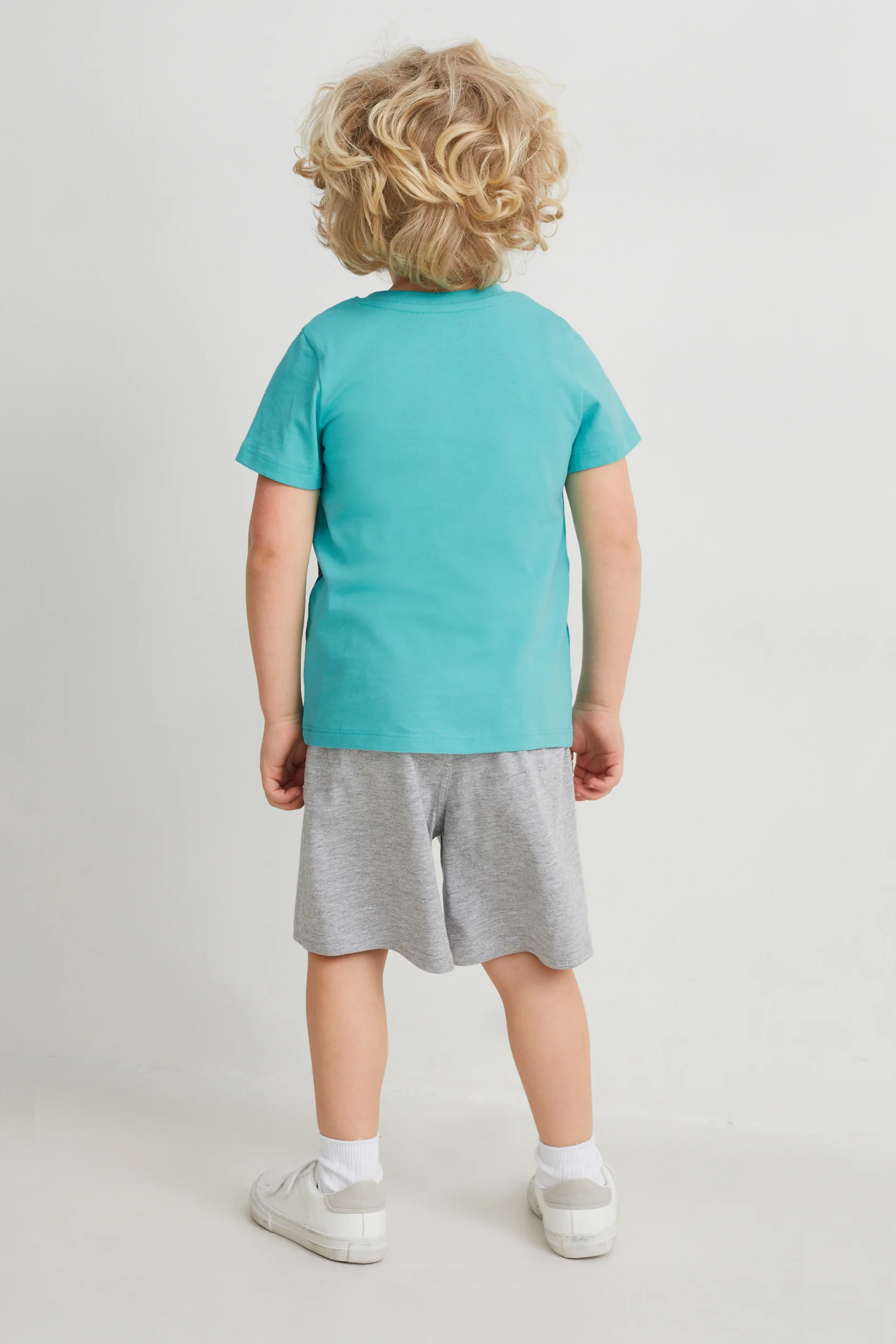 Set - short sleeve T-shirt and shorts - 2 piece