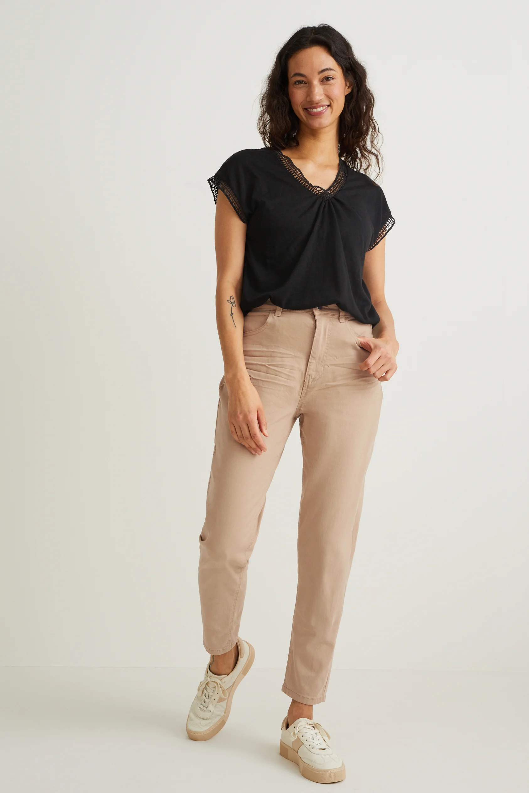 Trousers - high waist - regular fit
