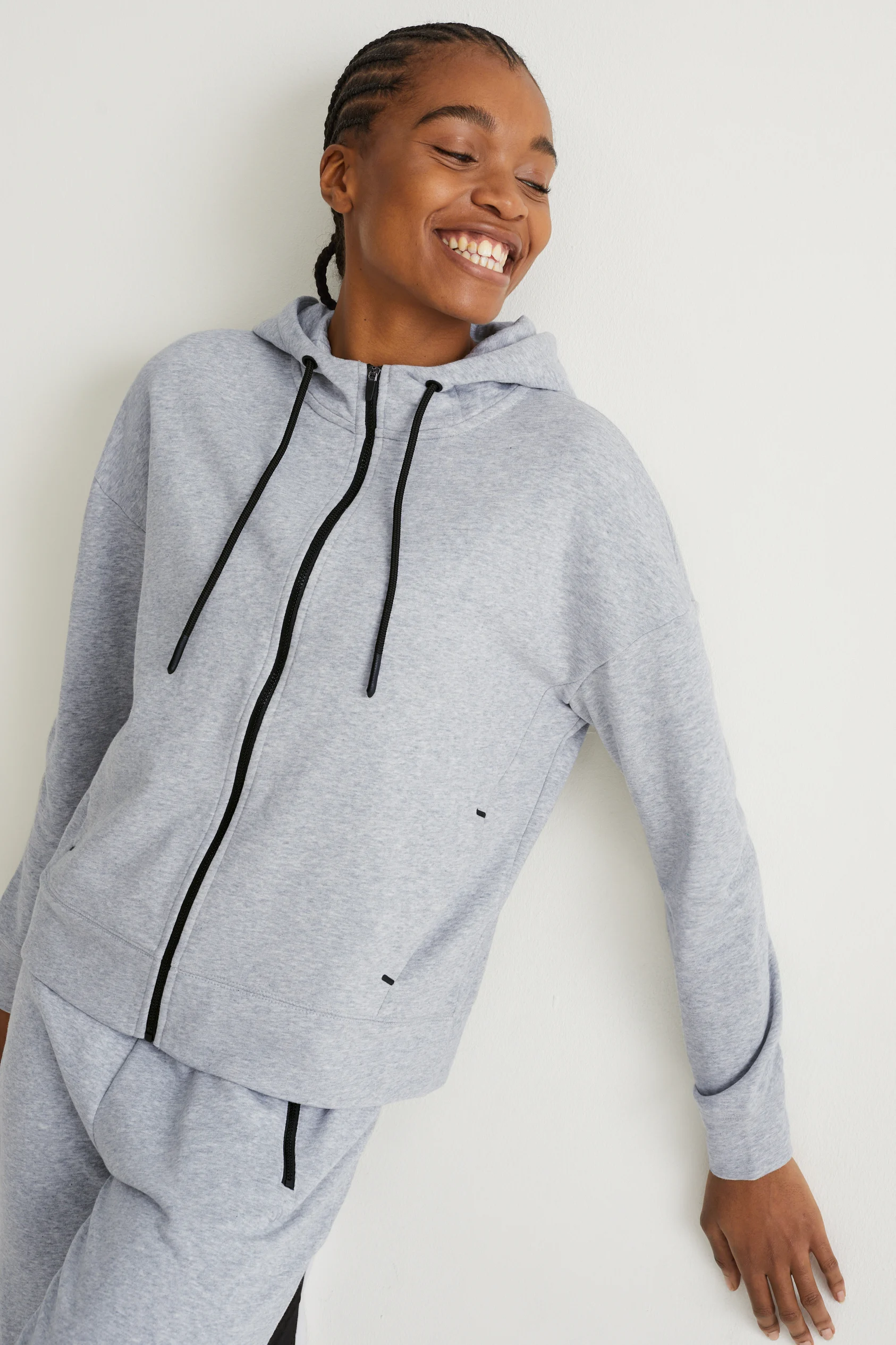 Zip-through sweatshirt with hood