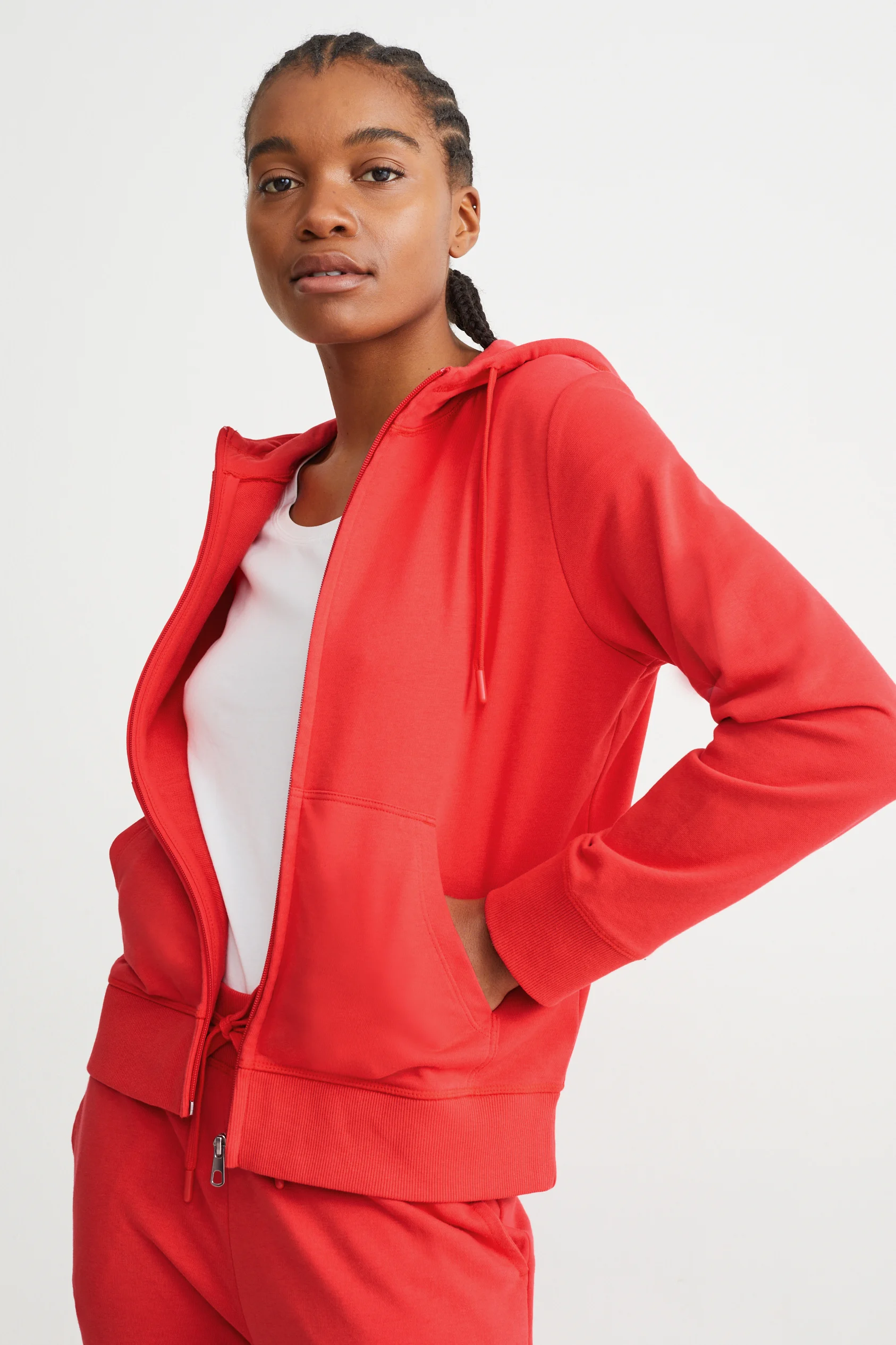 Basic zip-through sweatshirt with hood