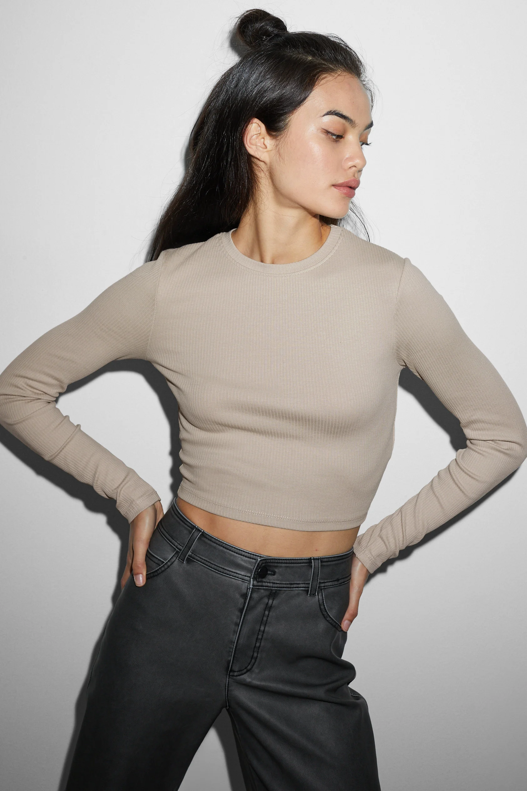 CLOCKHOUSE - cropped long sleeve top