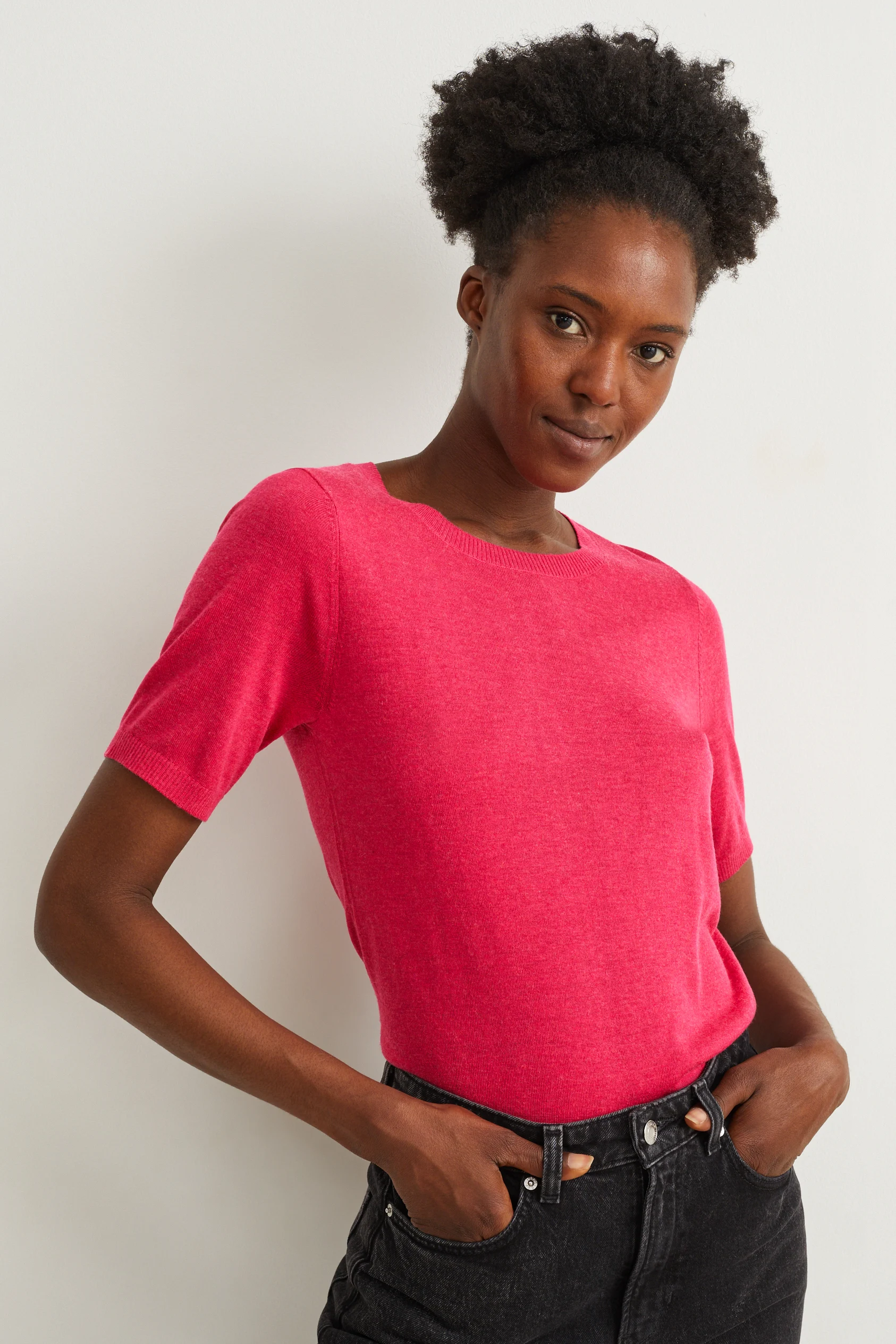 Knitted jumper - short sleeve