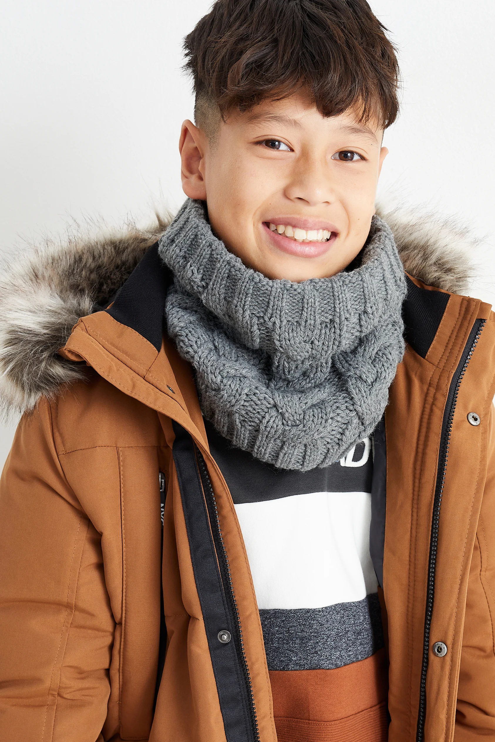 Knitted snood - cable knit pattern