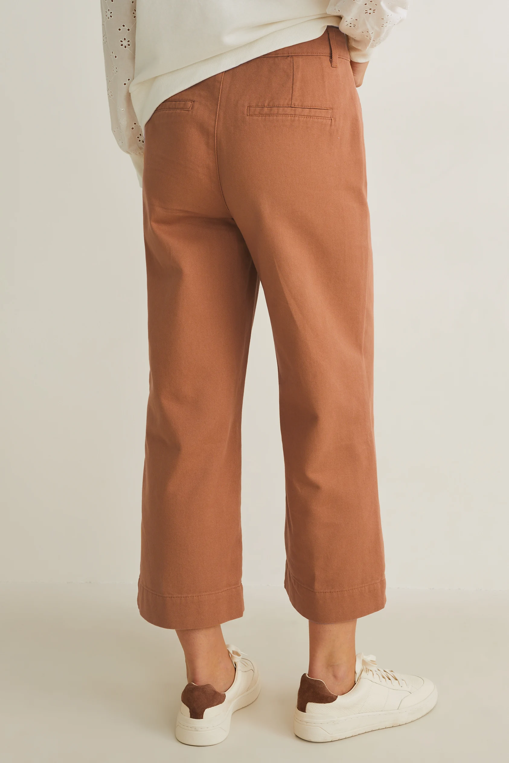 Trousers - high waist - wide leg