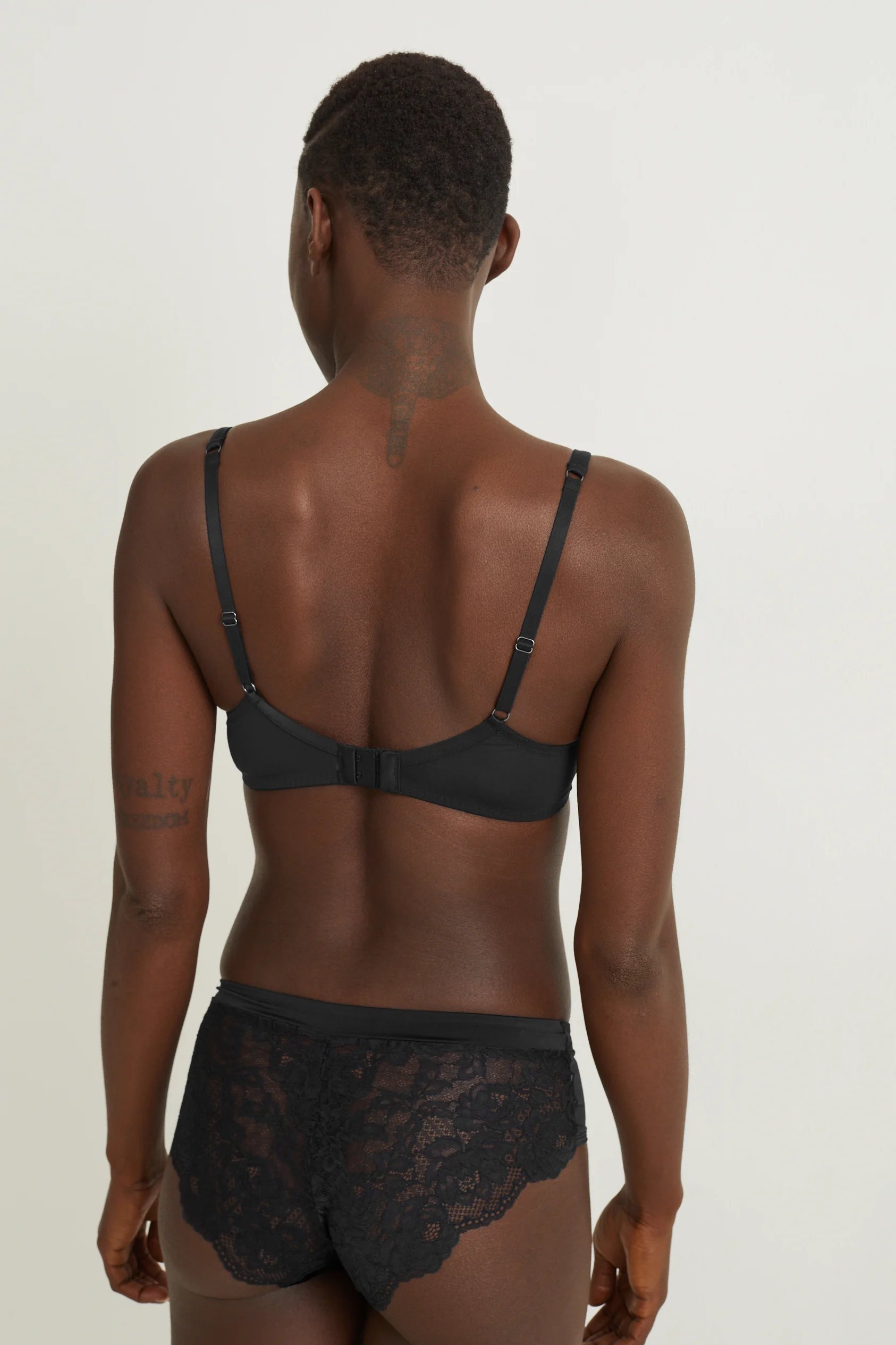 Underwire bra - FULL COVERAGE - padded