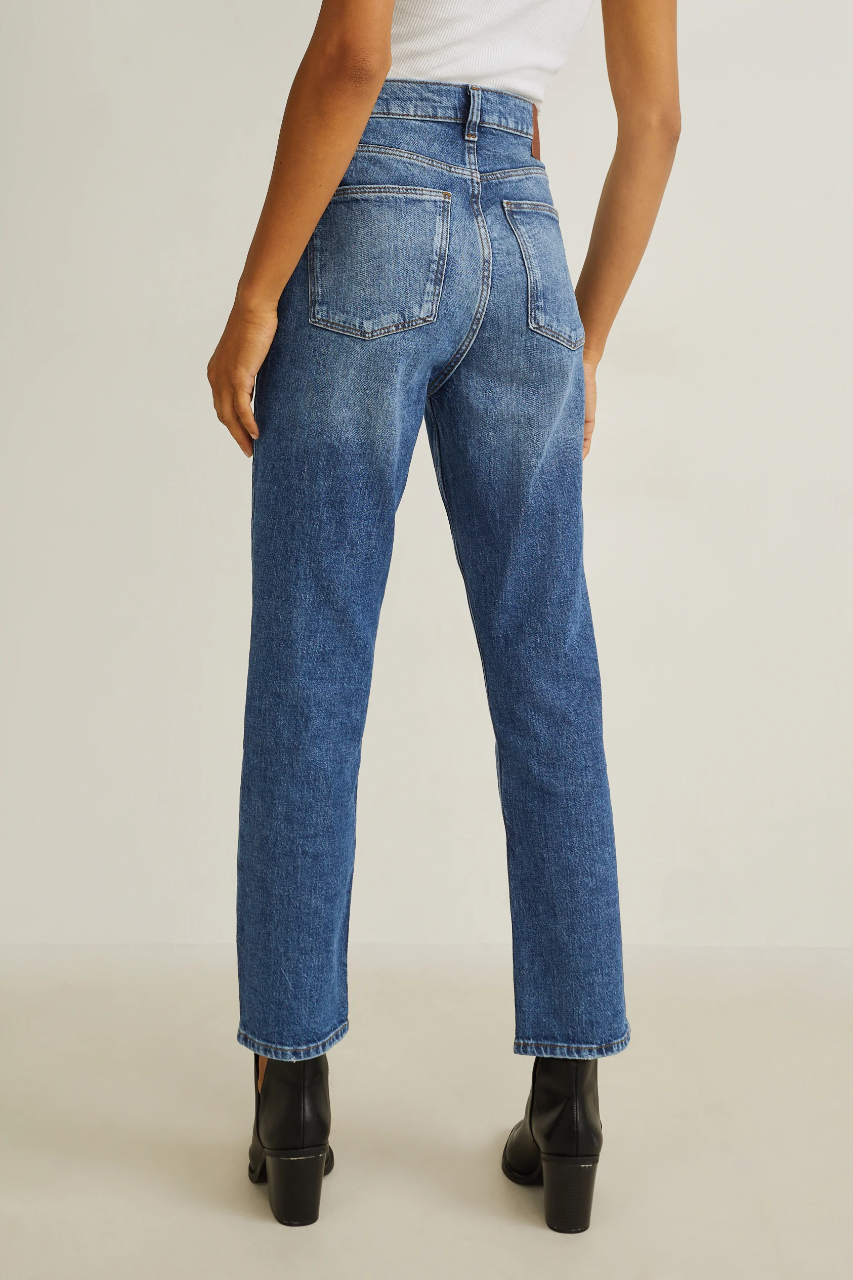 Straight jeans - high waist - LYCRA?
