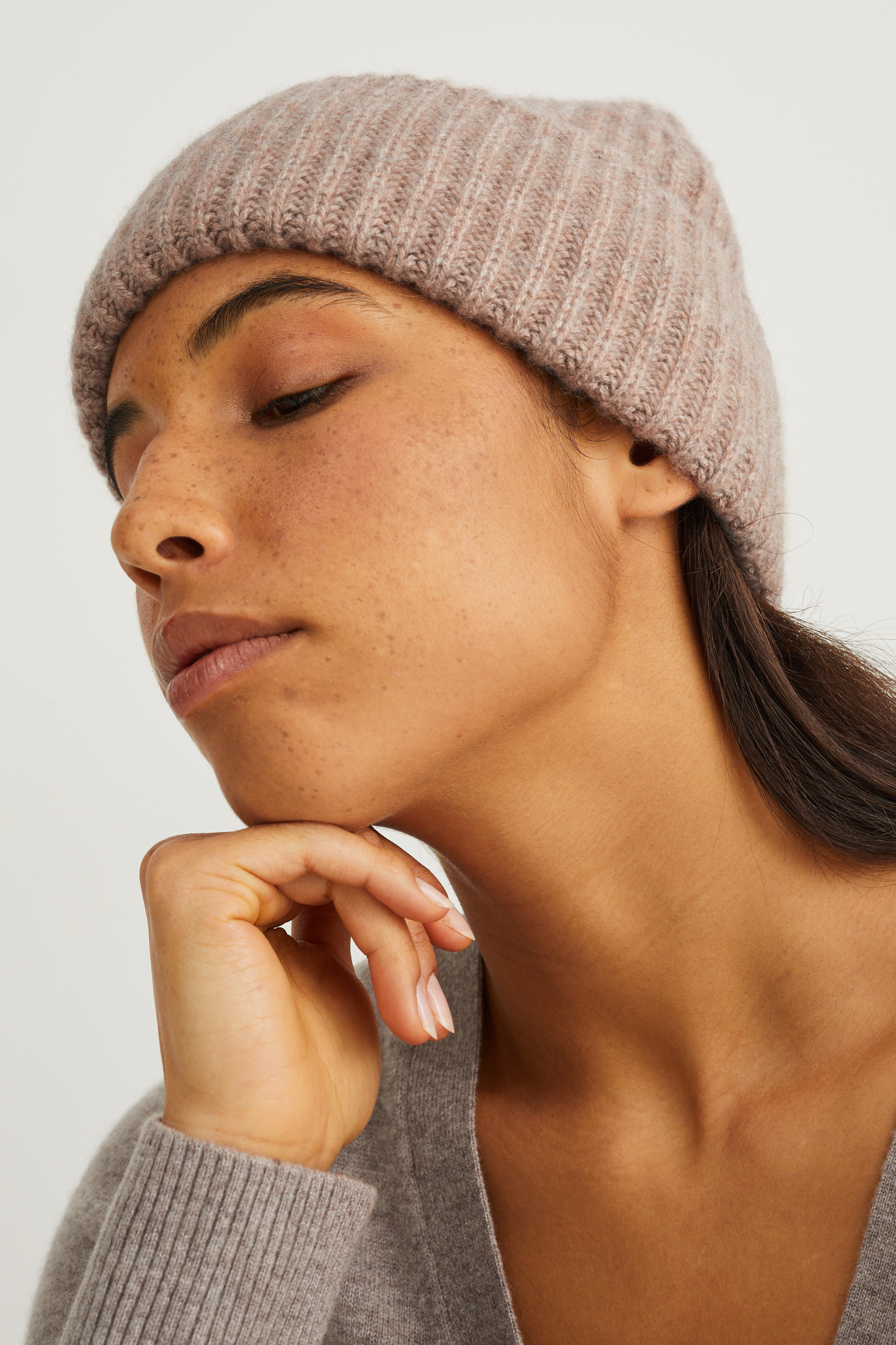 Cashmere hat