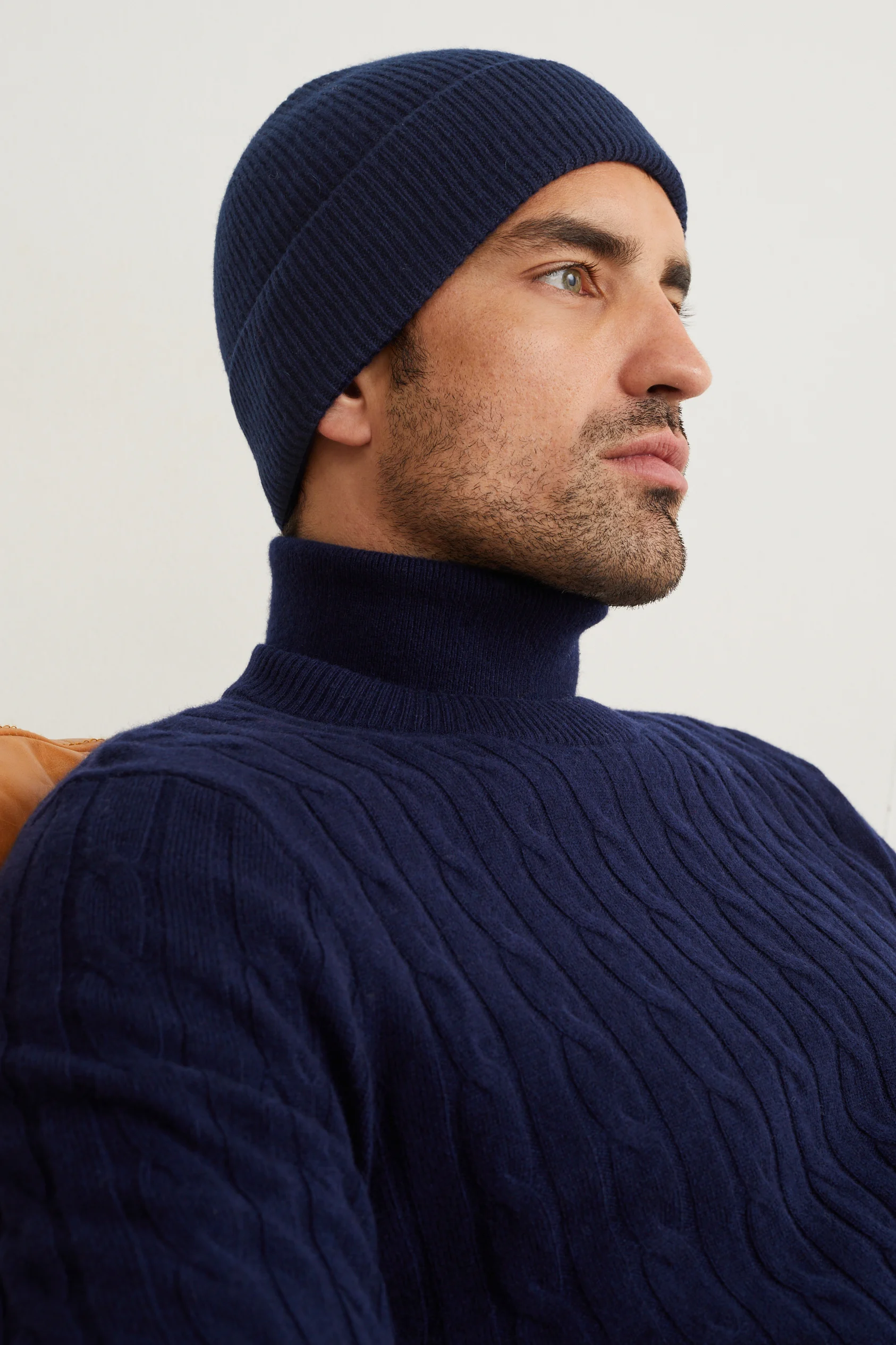 Knitted cashmere hat