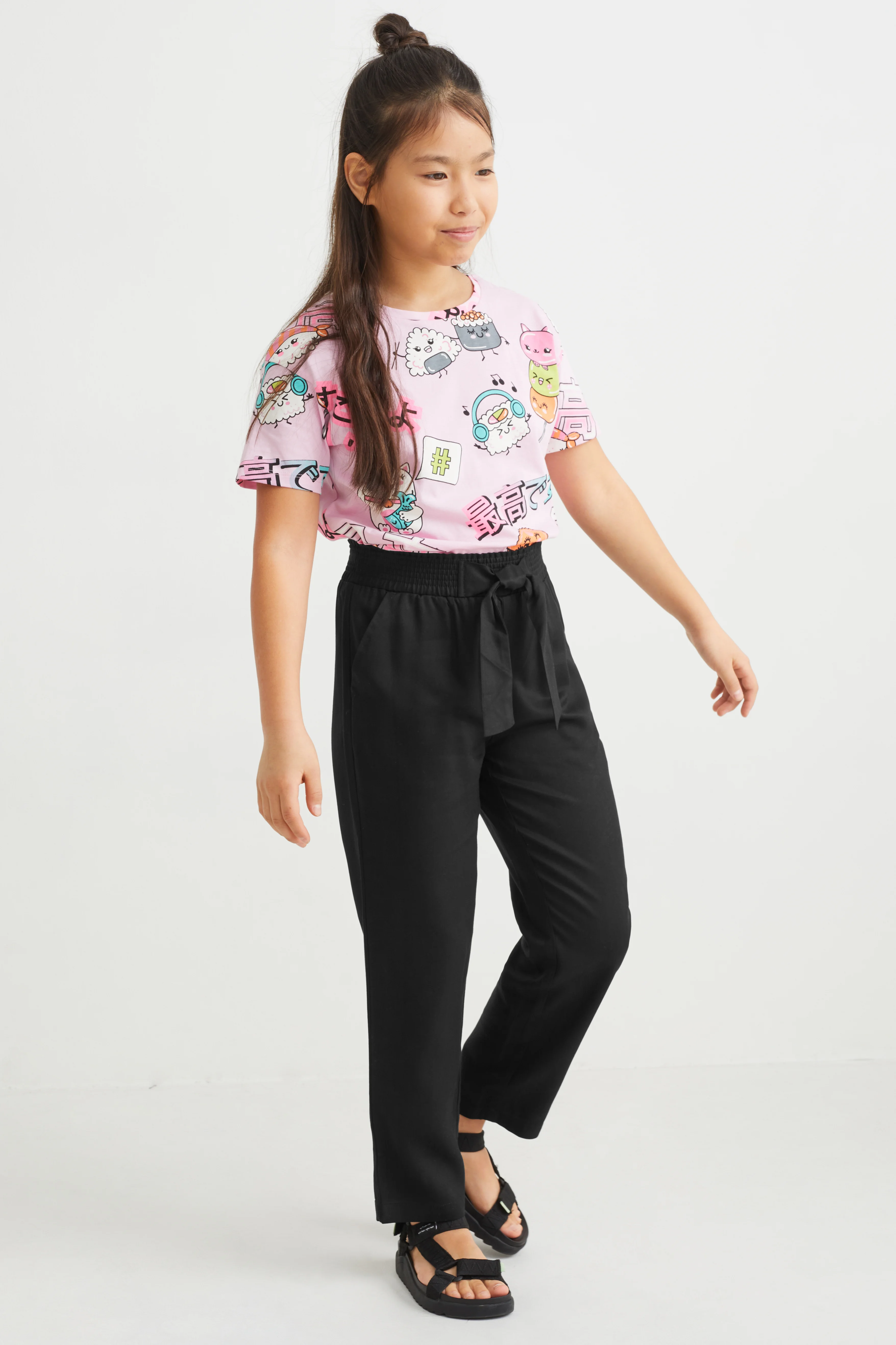 Trousers - tapered fit