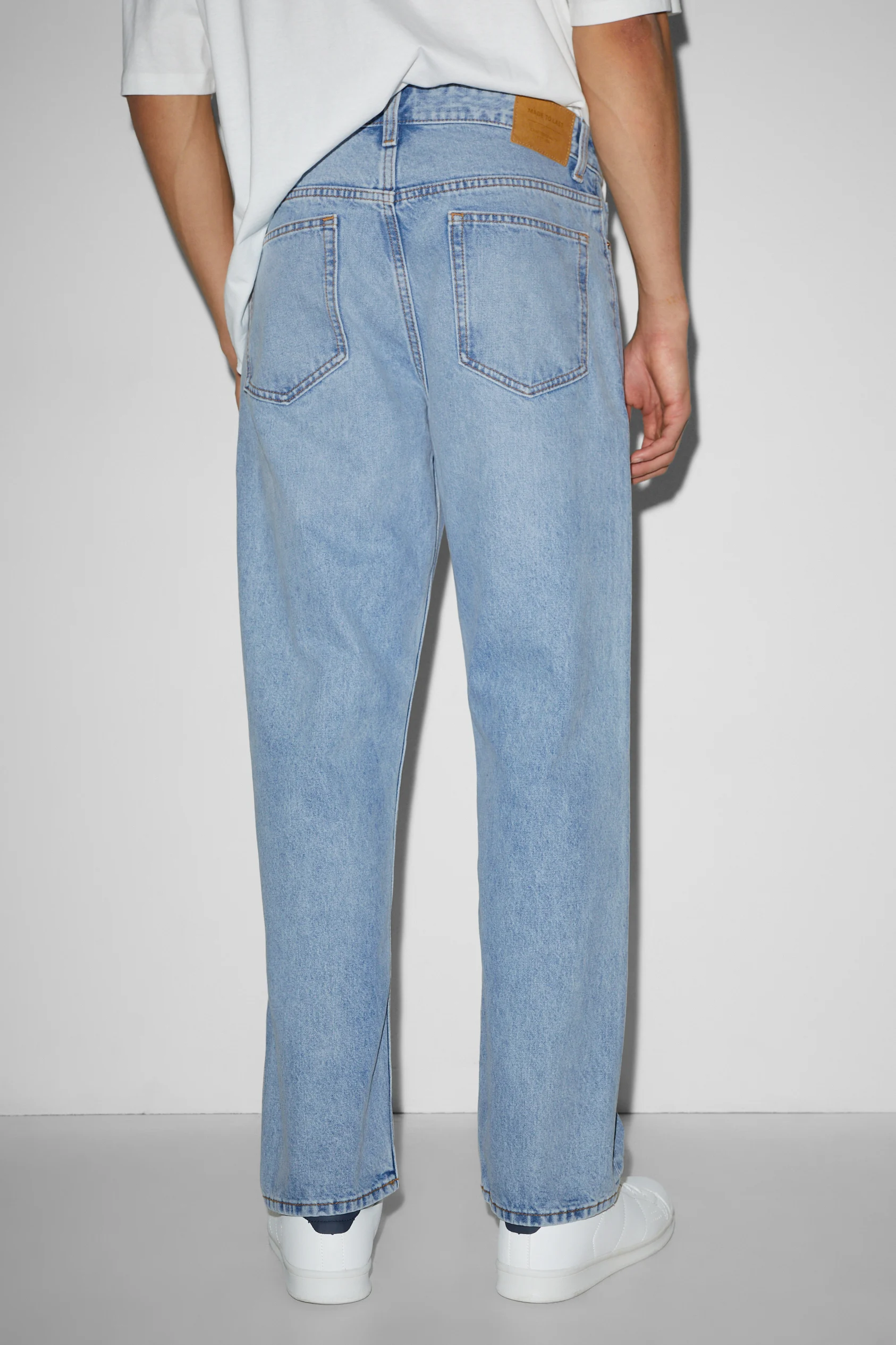 Relaxed jeans